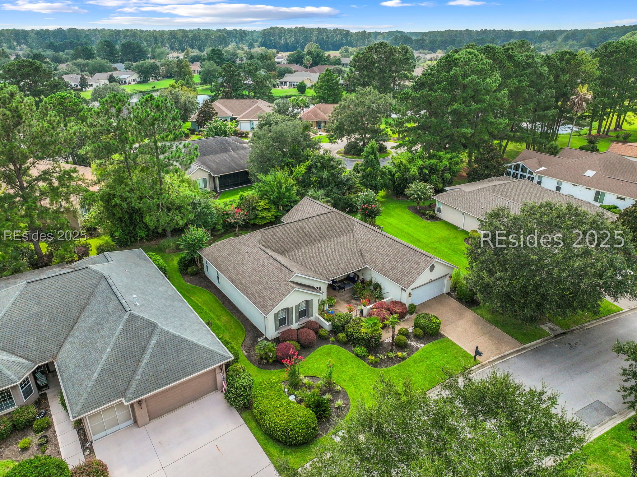 214 Hampton Circle