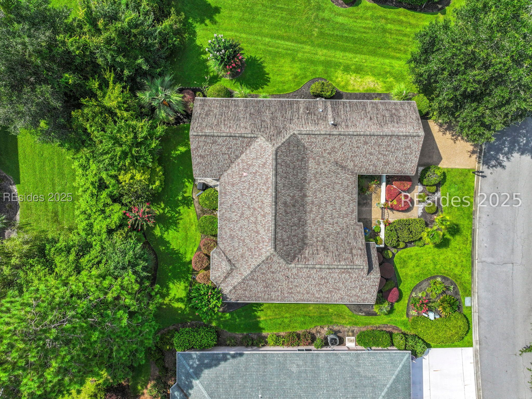 214 Hampton Circle