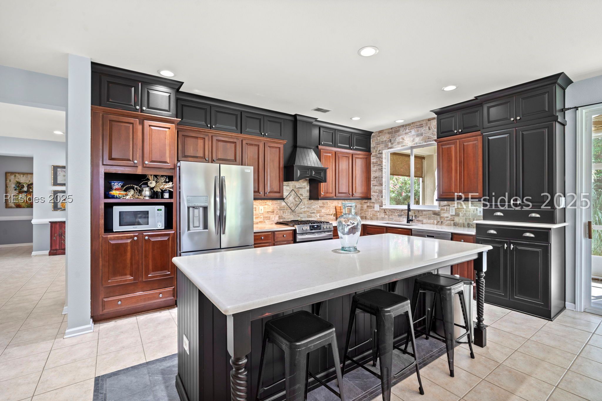214 Hampton Circle