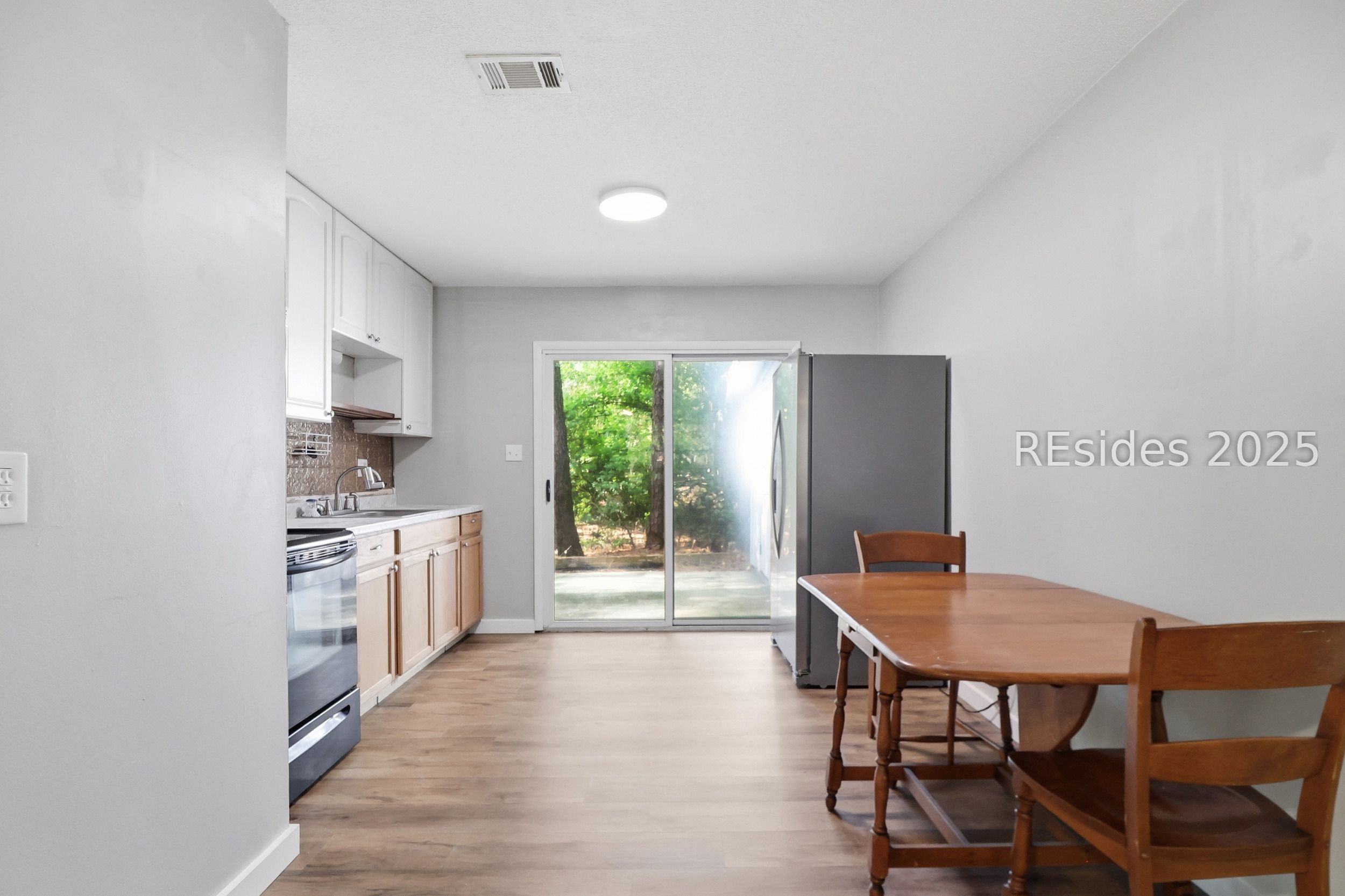 6 Point Comfort Road Unit: 9A