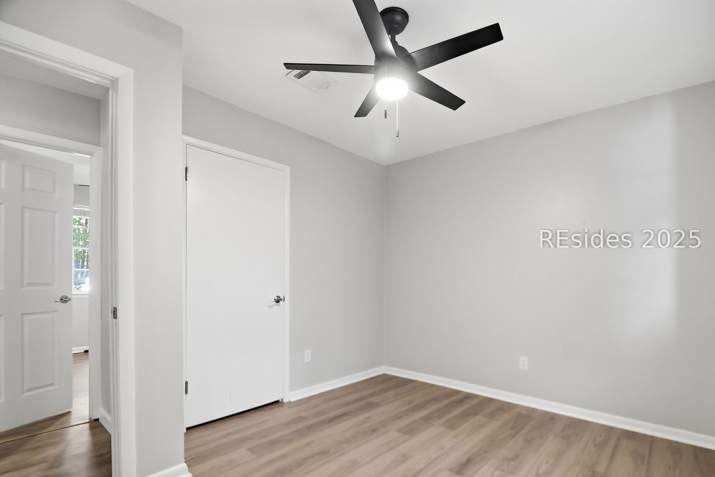 6 Point Comfort Road Unit: 9A