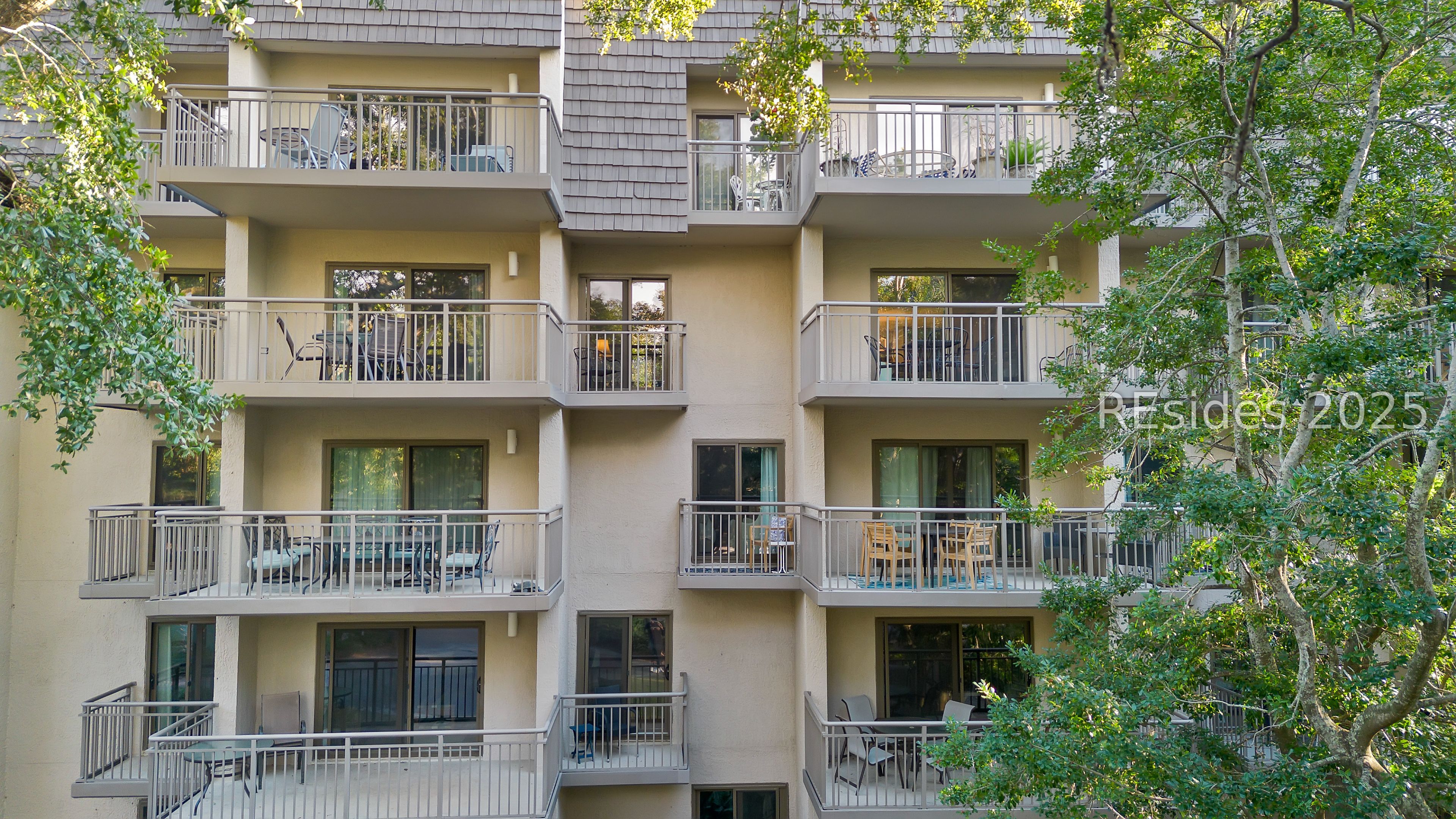 11 S Forest Beach Drive Unit: 422
