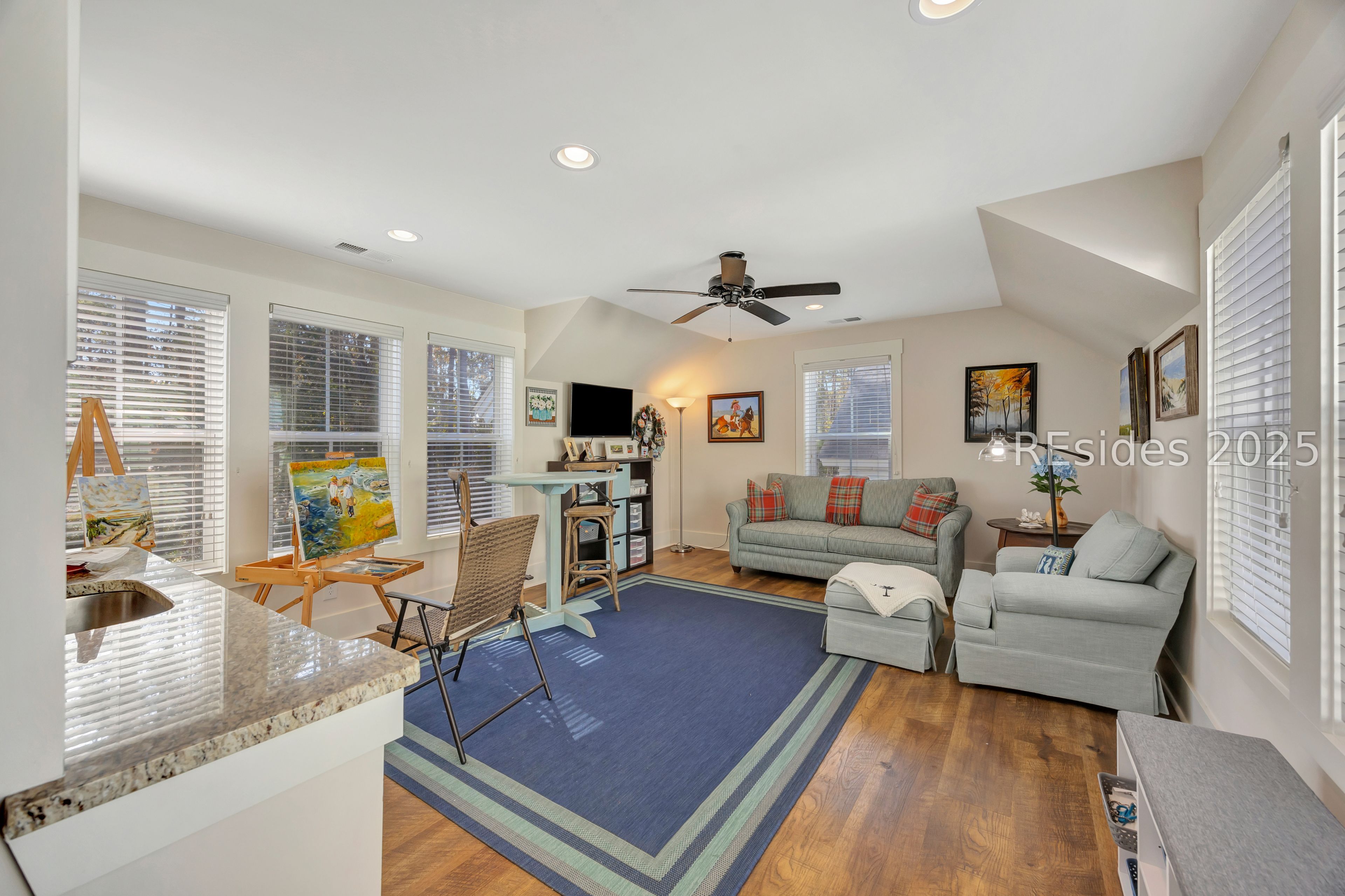 30 Tabby Shell Road
