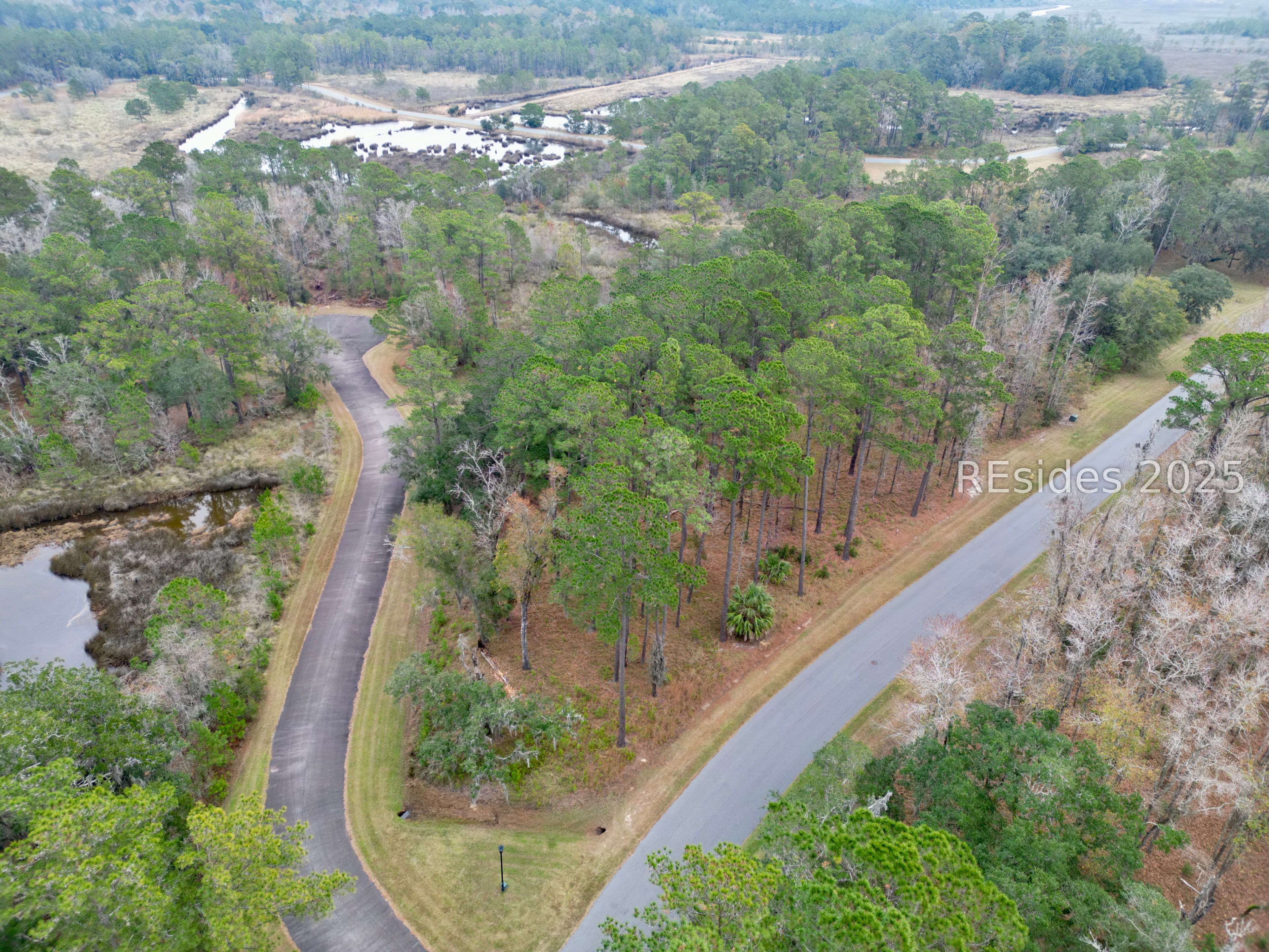 219 Hunters Loop