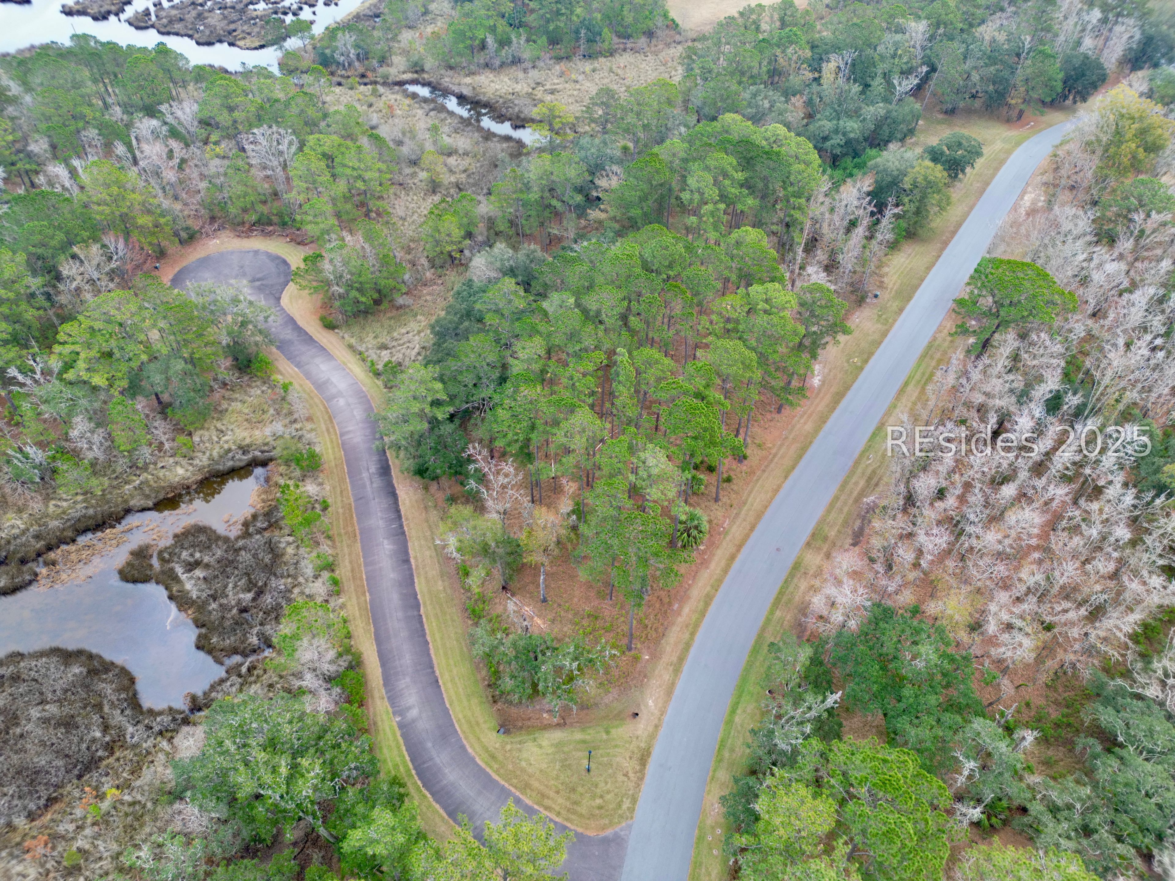 219 Hunters Loop