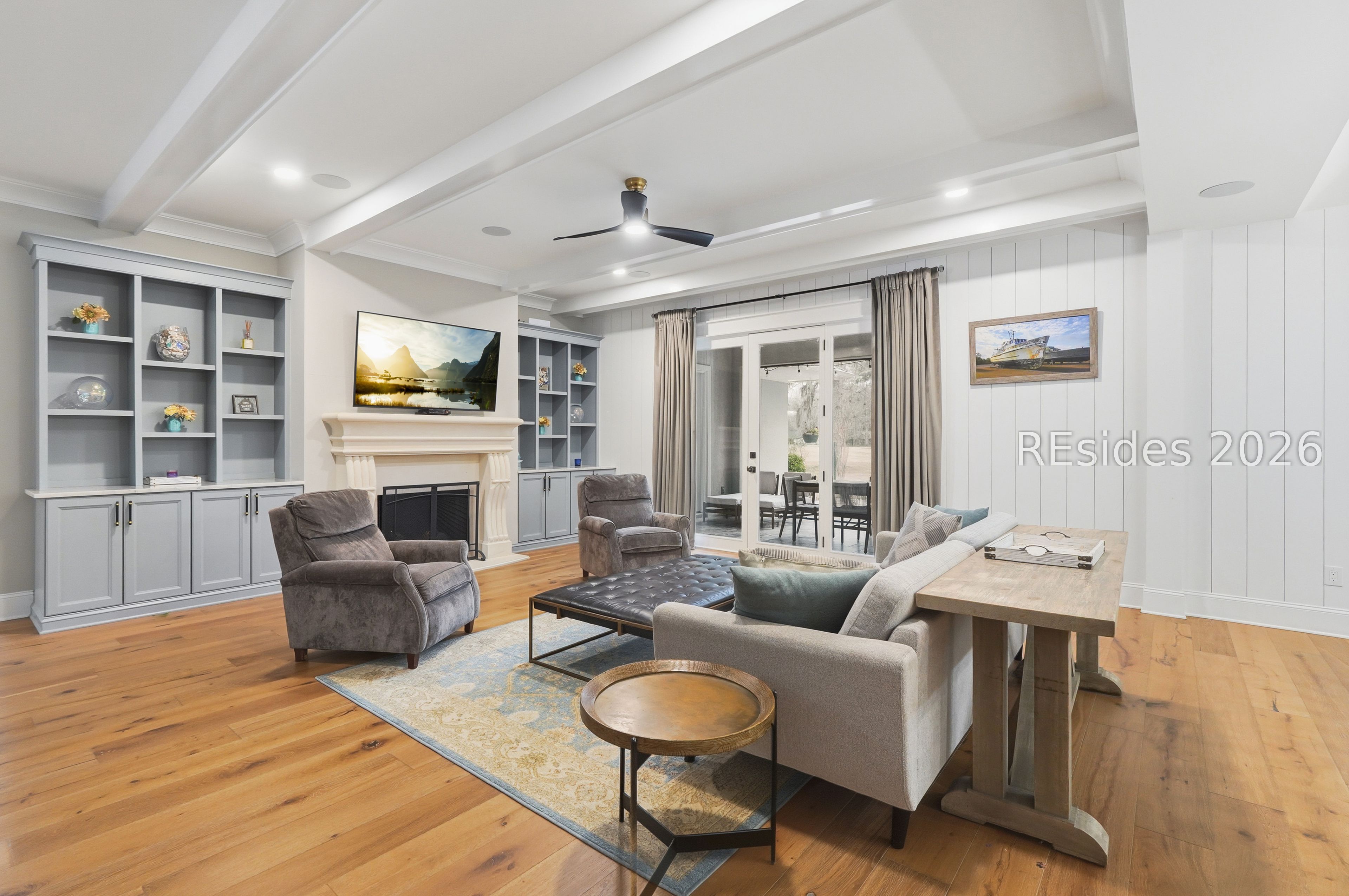 73 White Oaks Circle