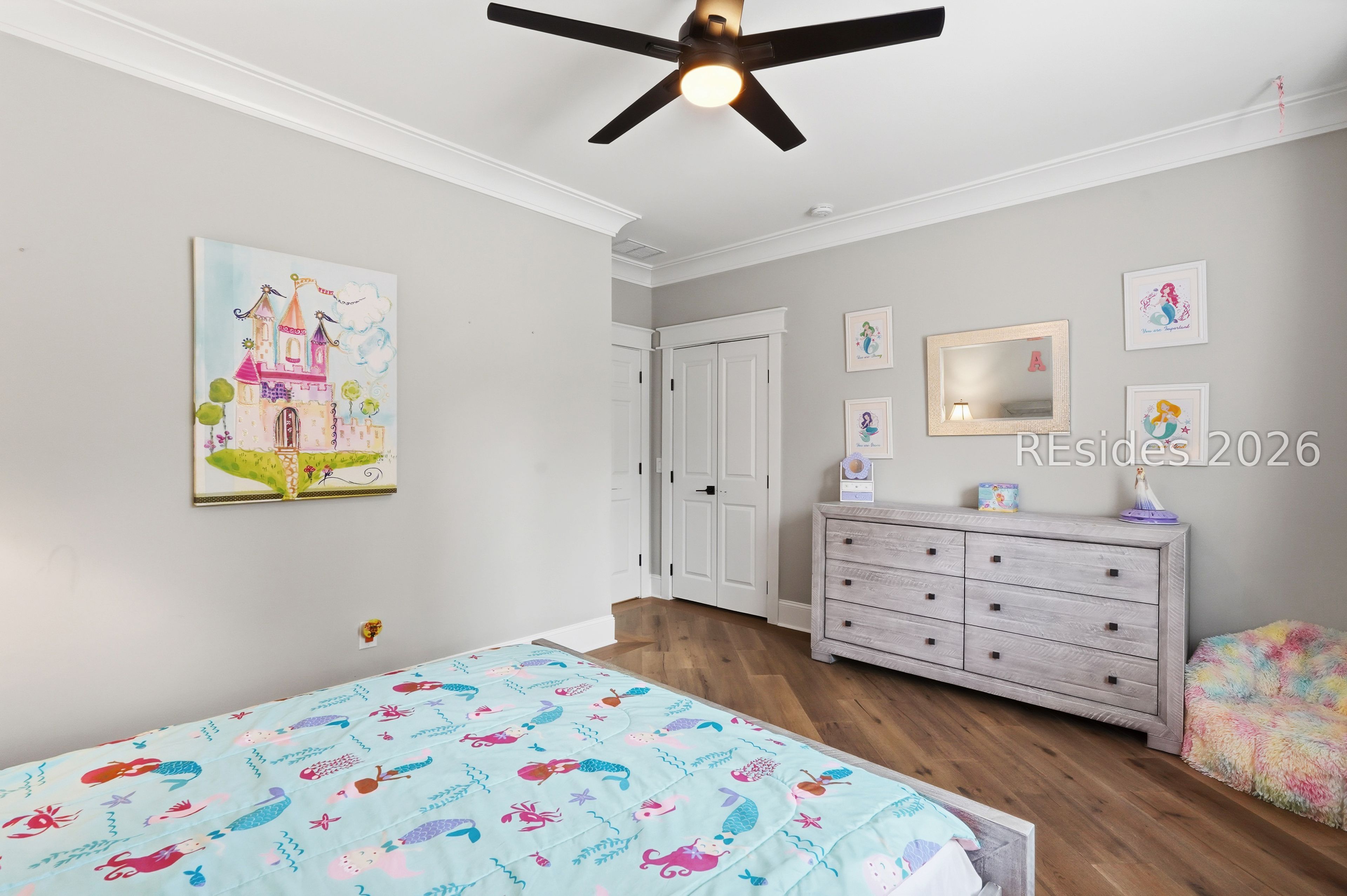 73 White Oaks Circle