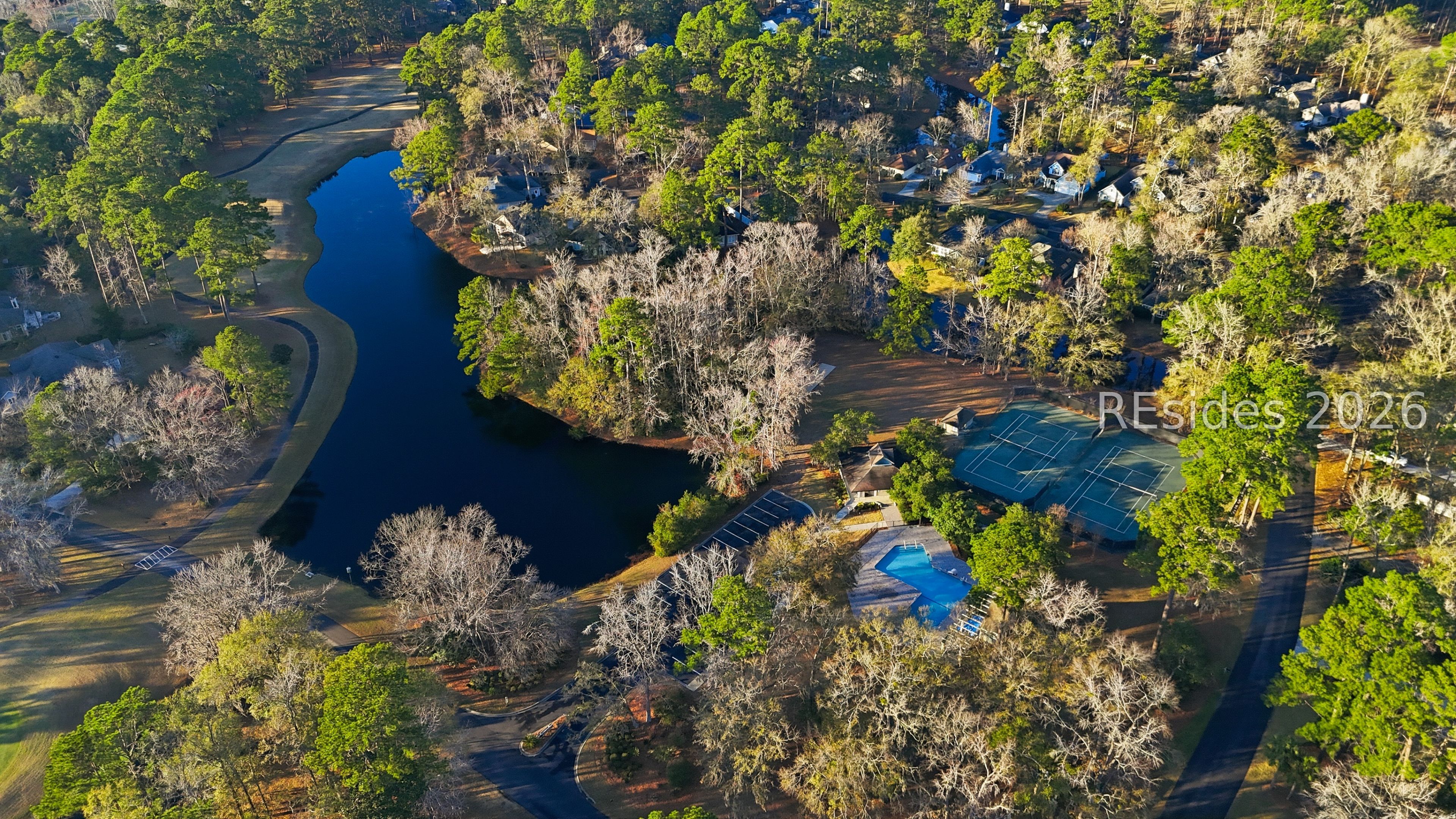 73 White Oaks Circle