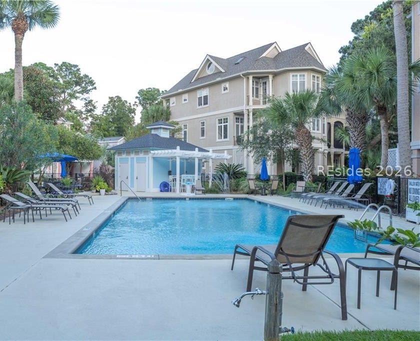 68 Bermuda Pointe Circle