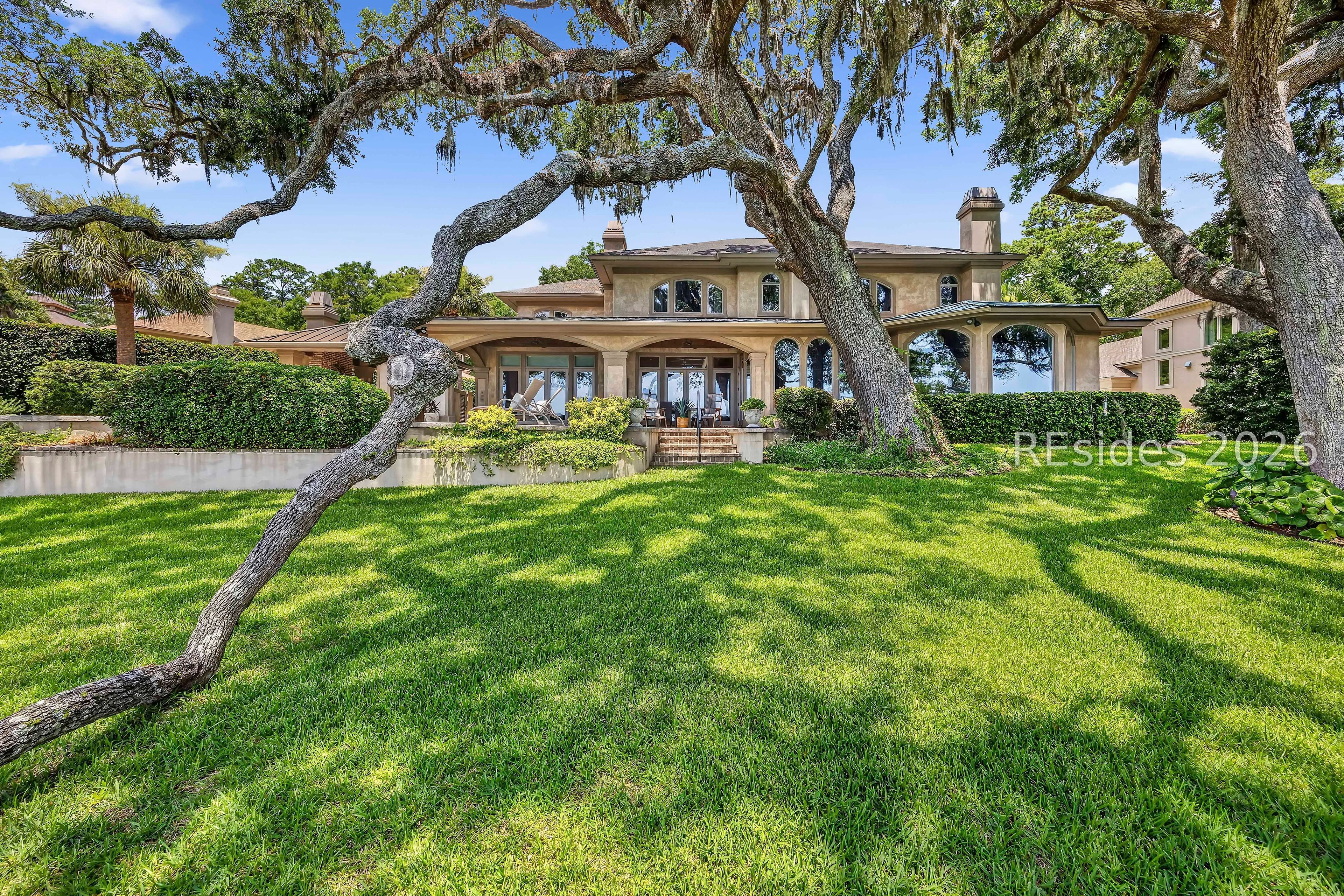 47 River Club Drive