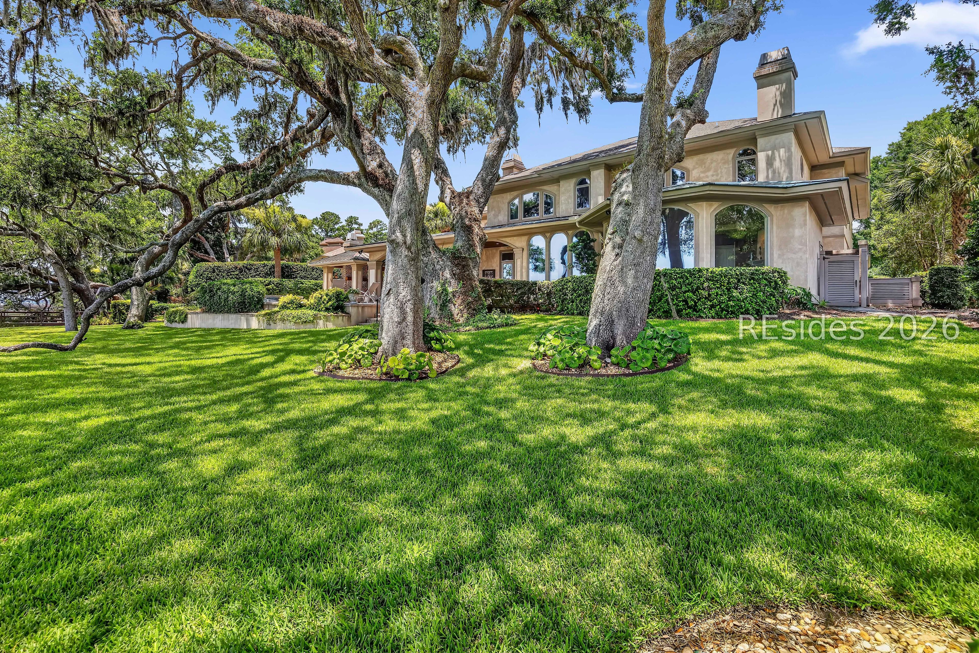47 River Club Drive