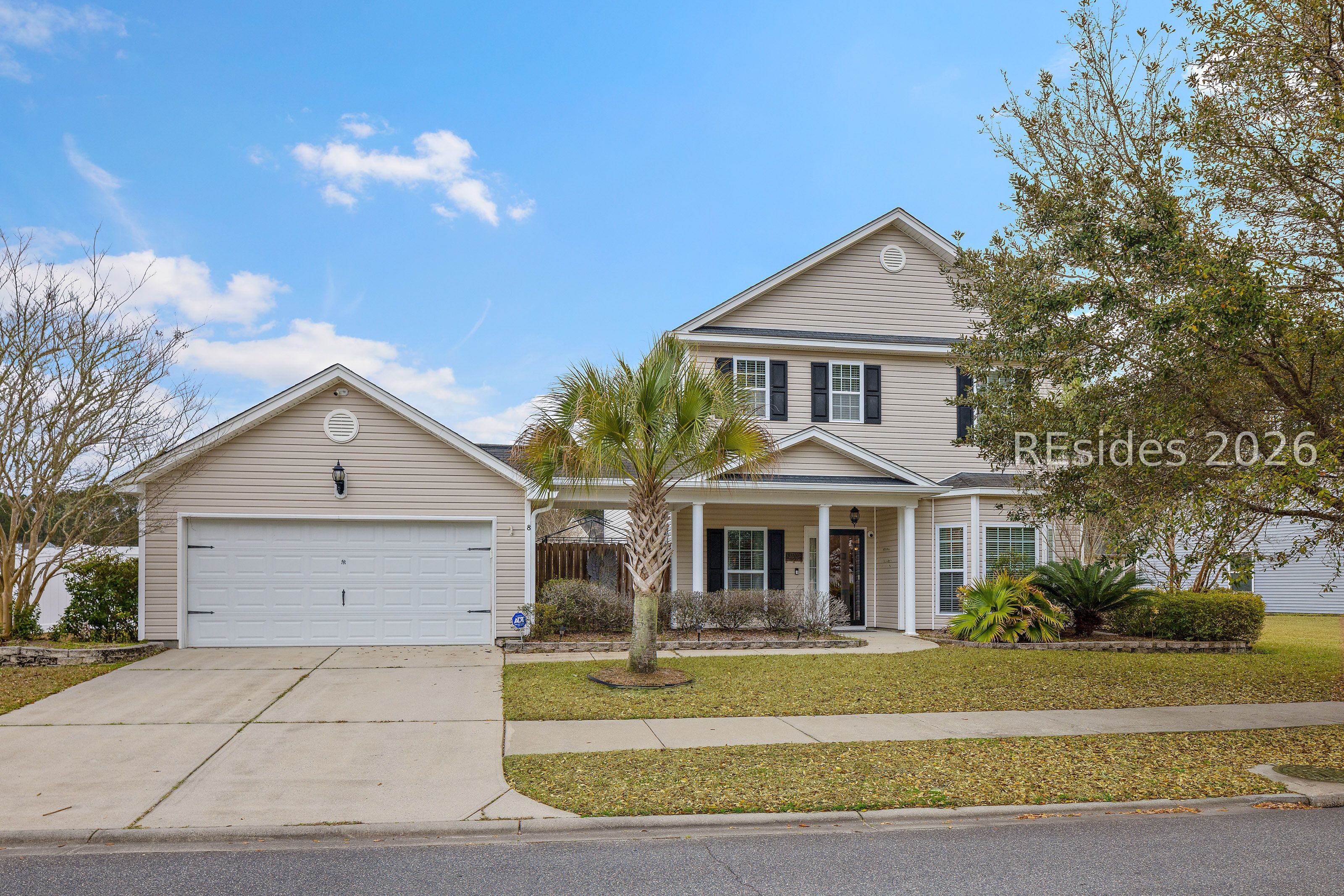 8 Savannah Oak Drive