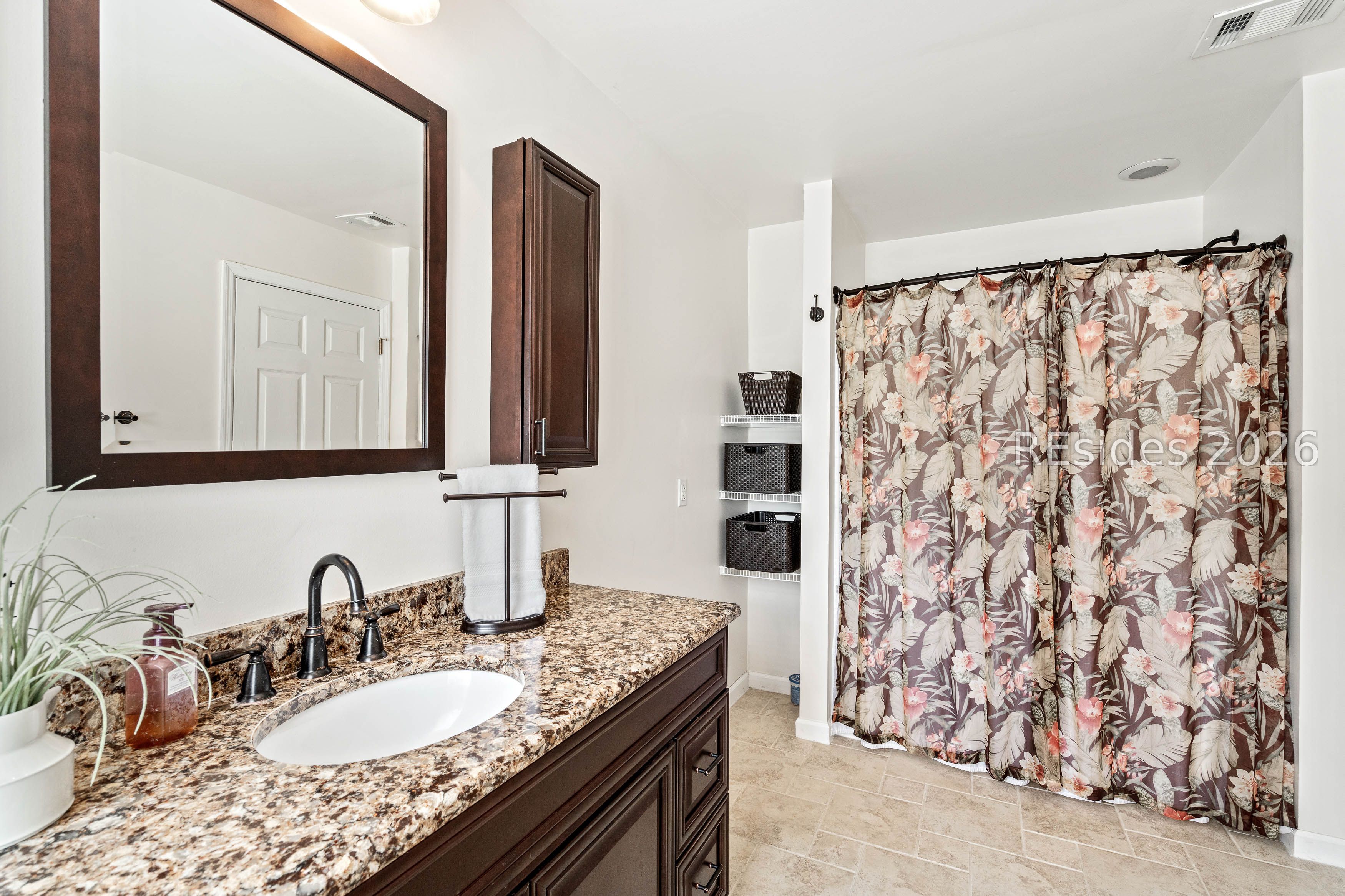 97 Ridgeland Lakes Drive