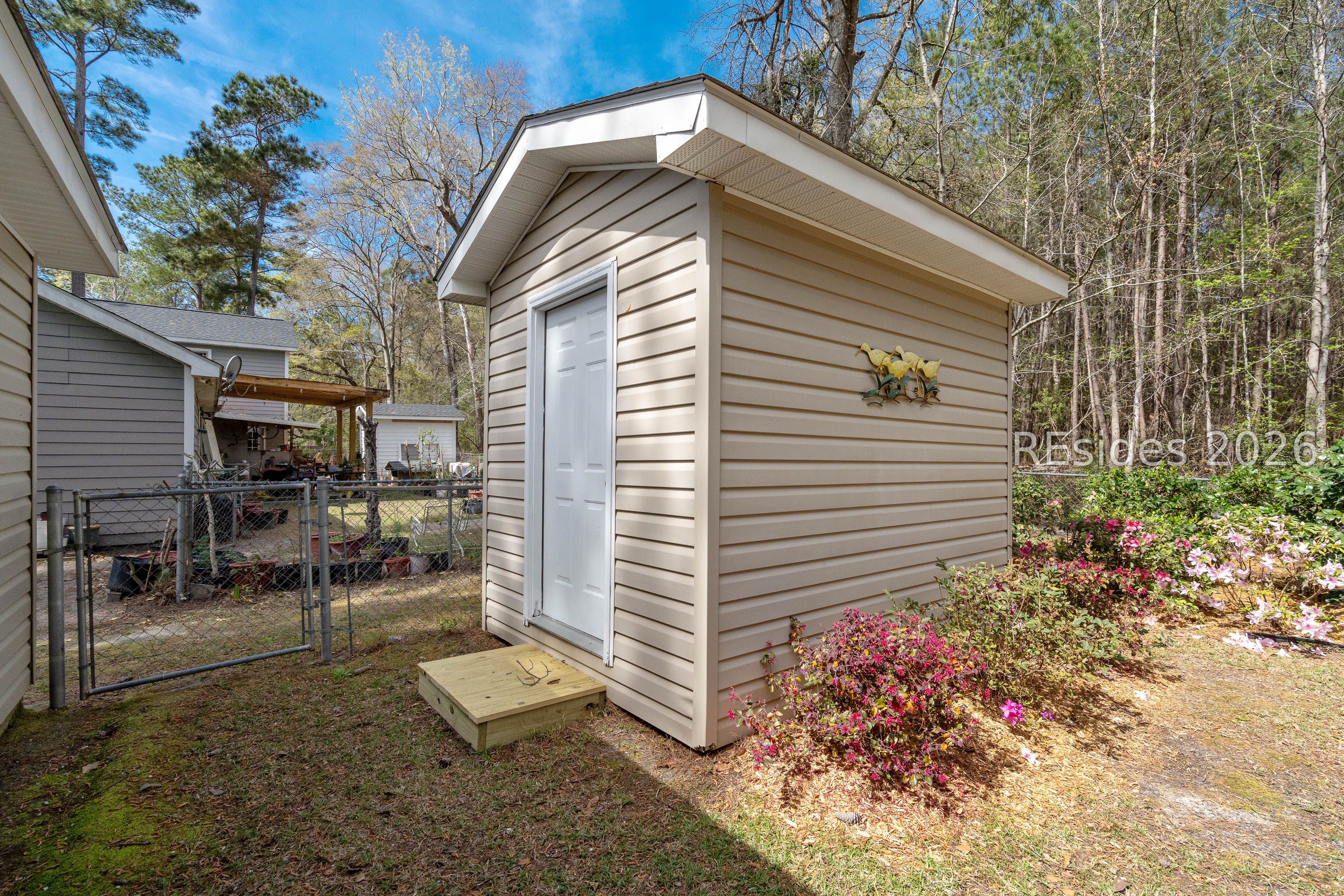 97 Ridgeland Lakes Drive