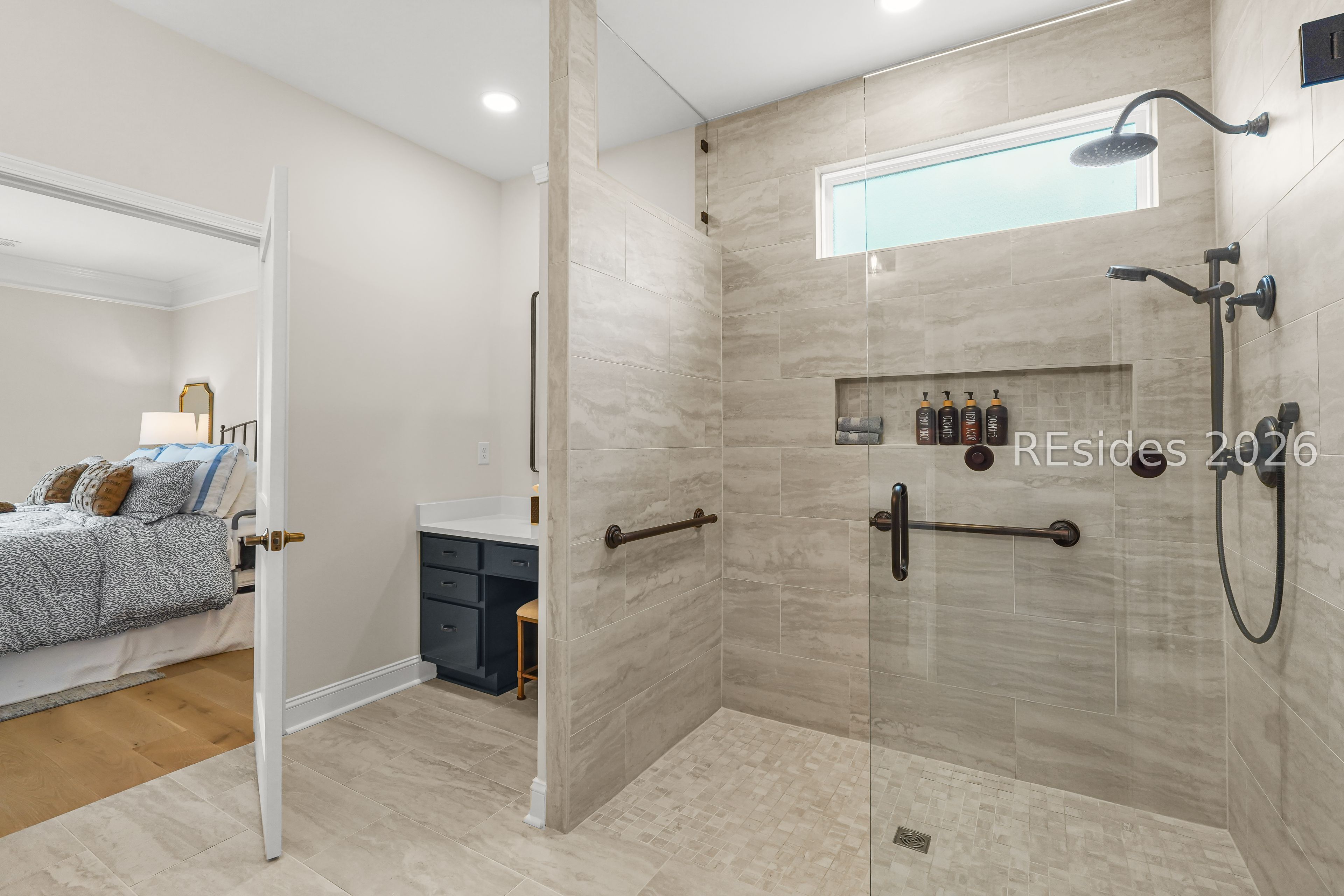 17 Maywood Way