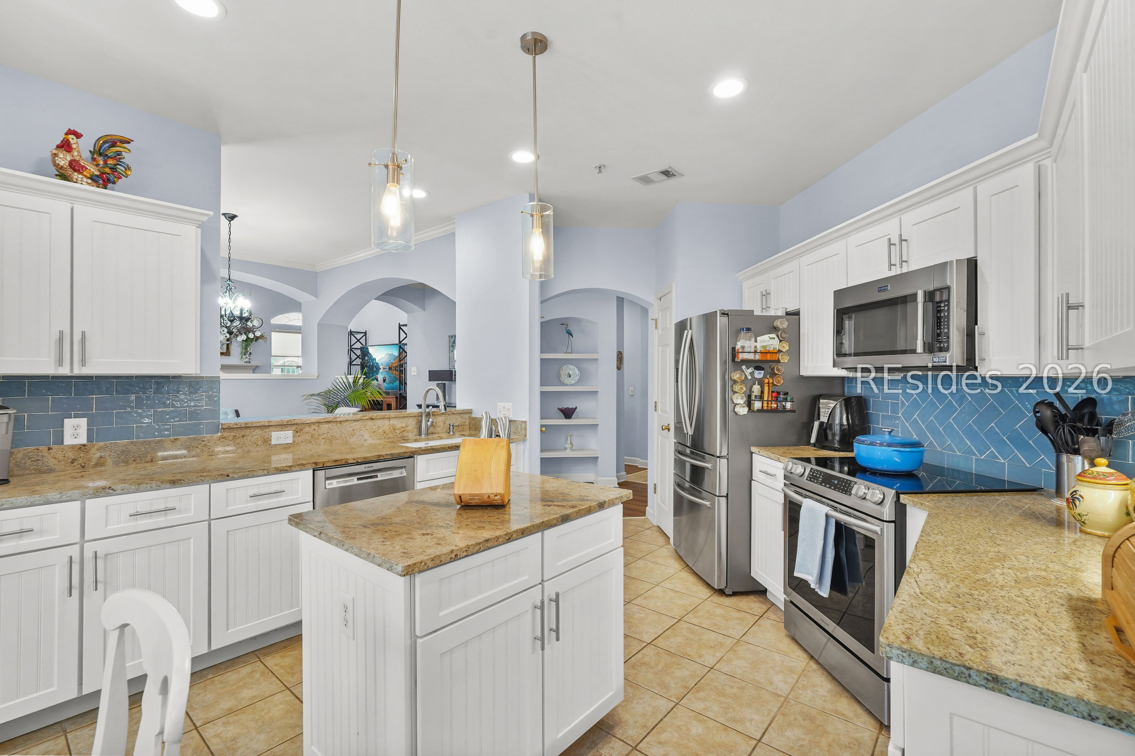 4 Indigo Run Drive Unit: 3020