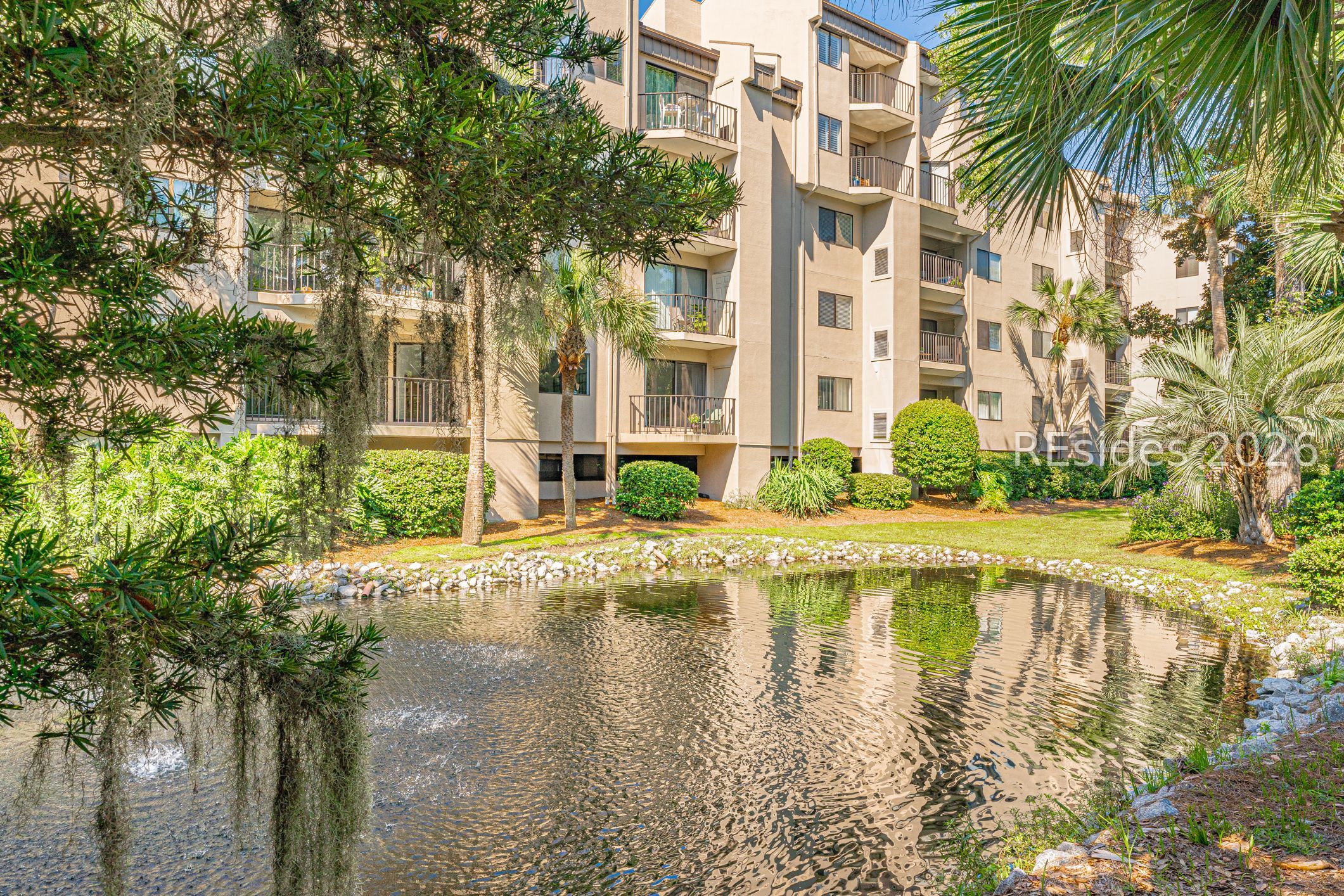 10 S Forest Beach Drive Unit: 122