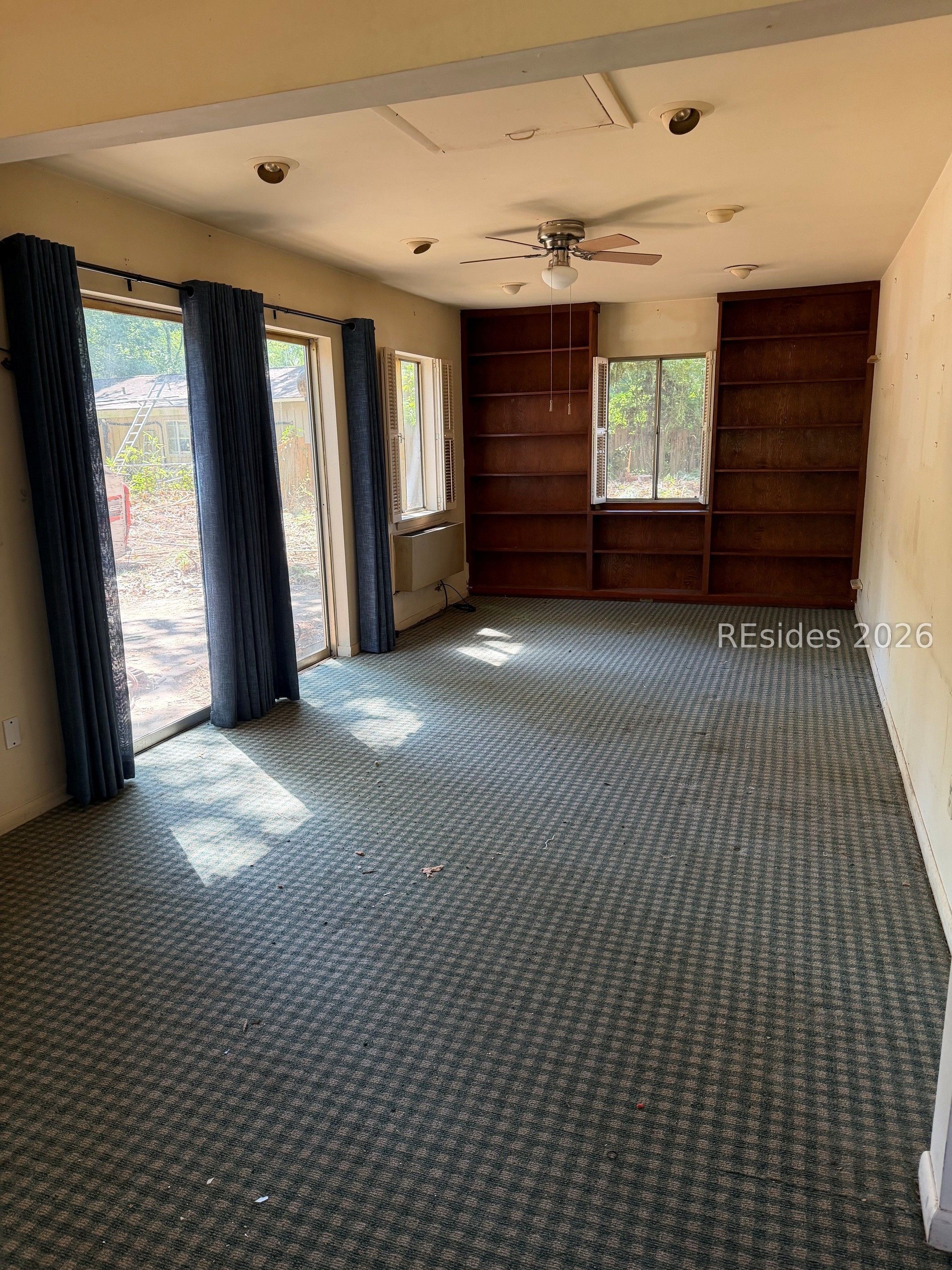 25 Bay Pines Drive