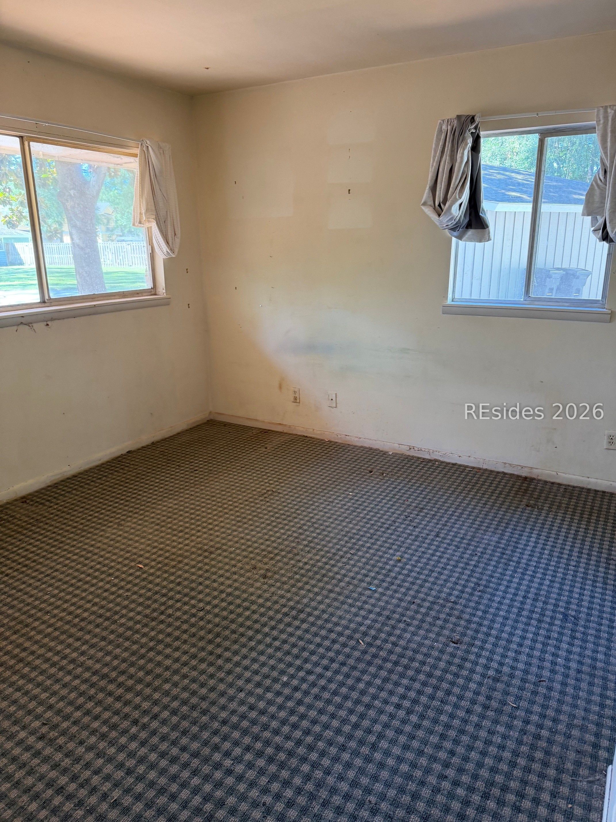 25 Bay Pines Drive