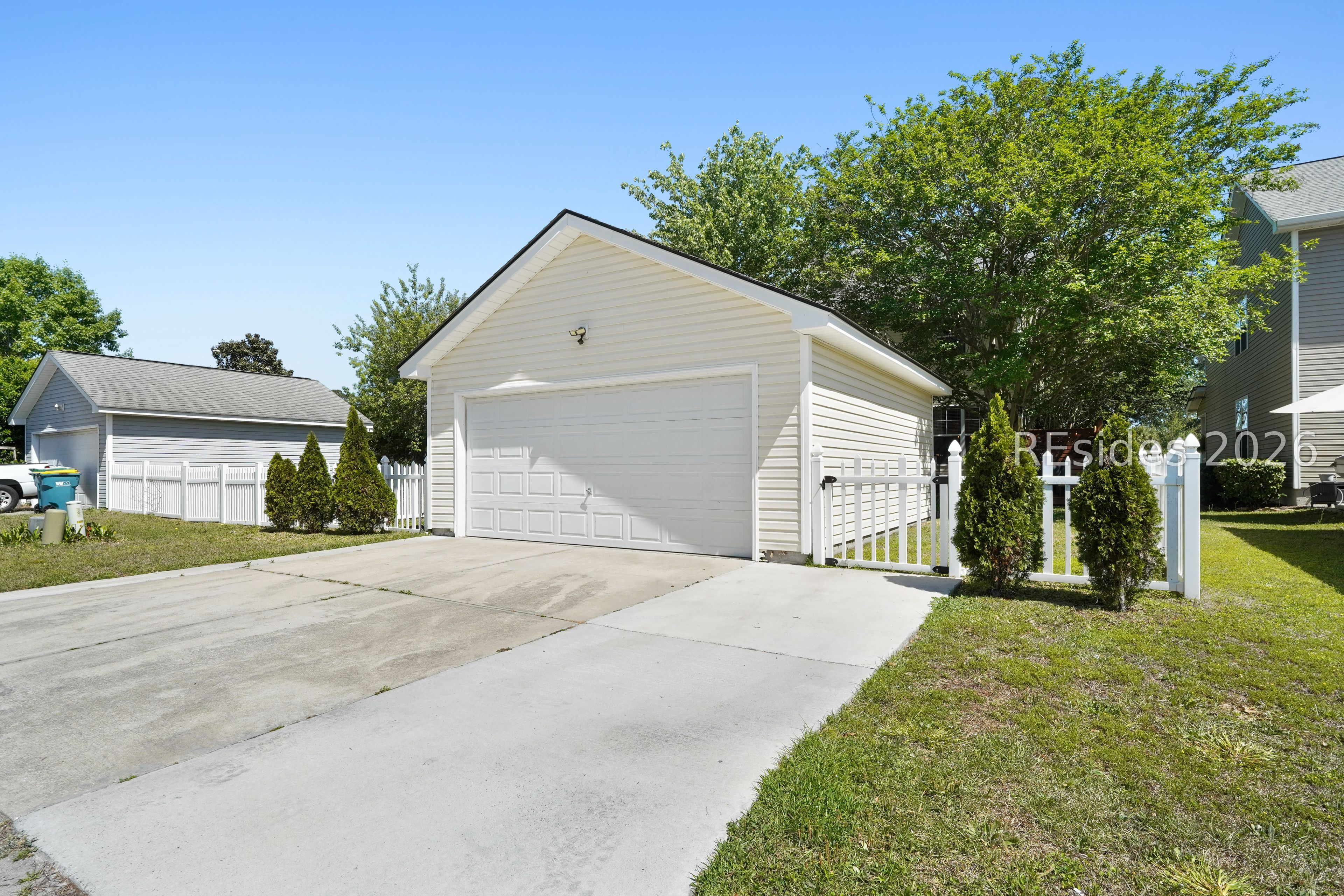 47 5th Avenue