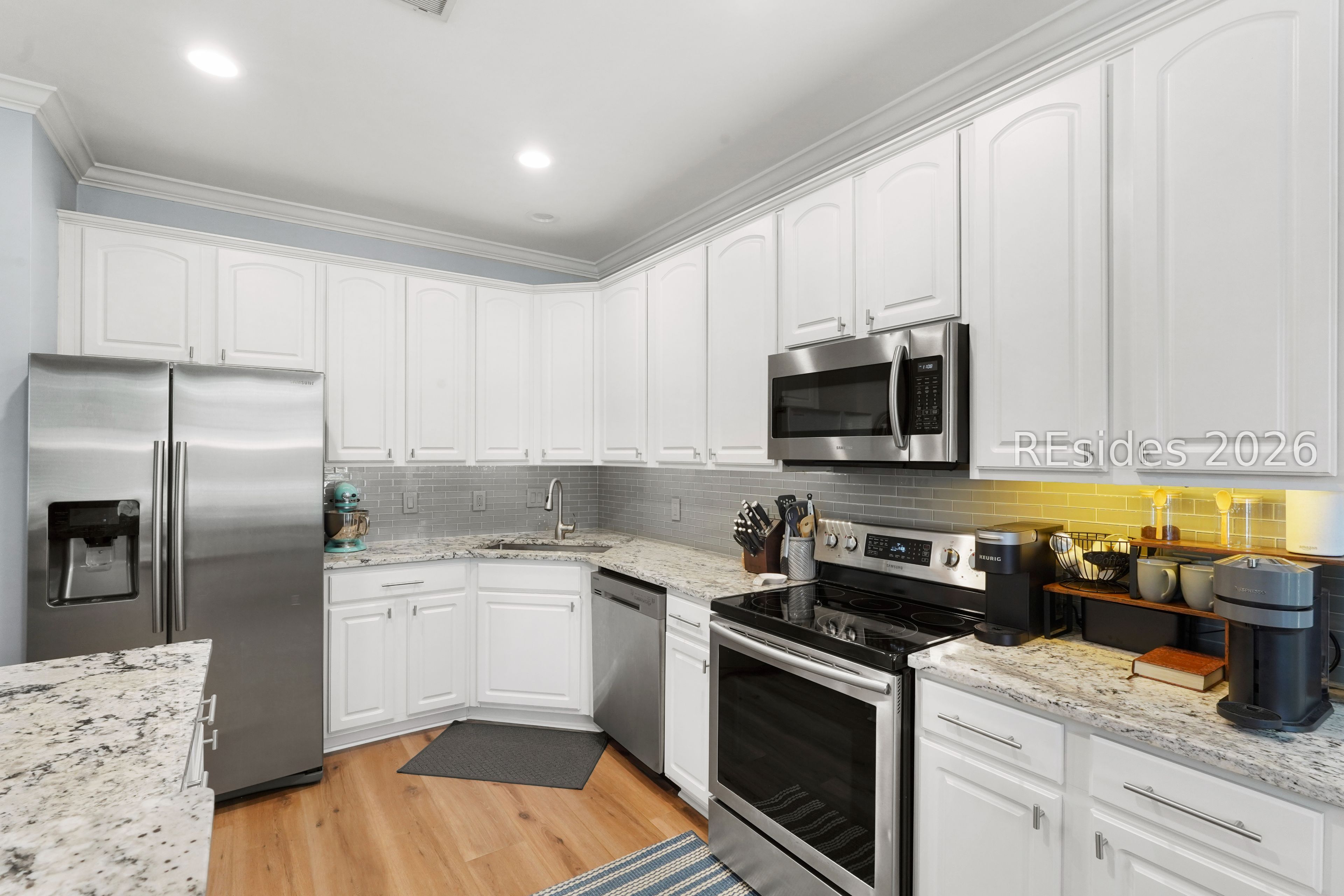 47 5th Avenue