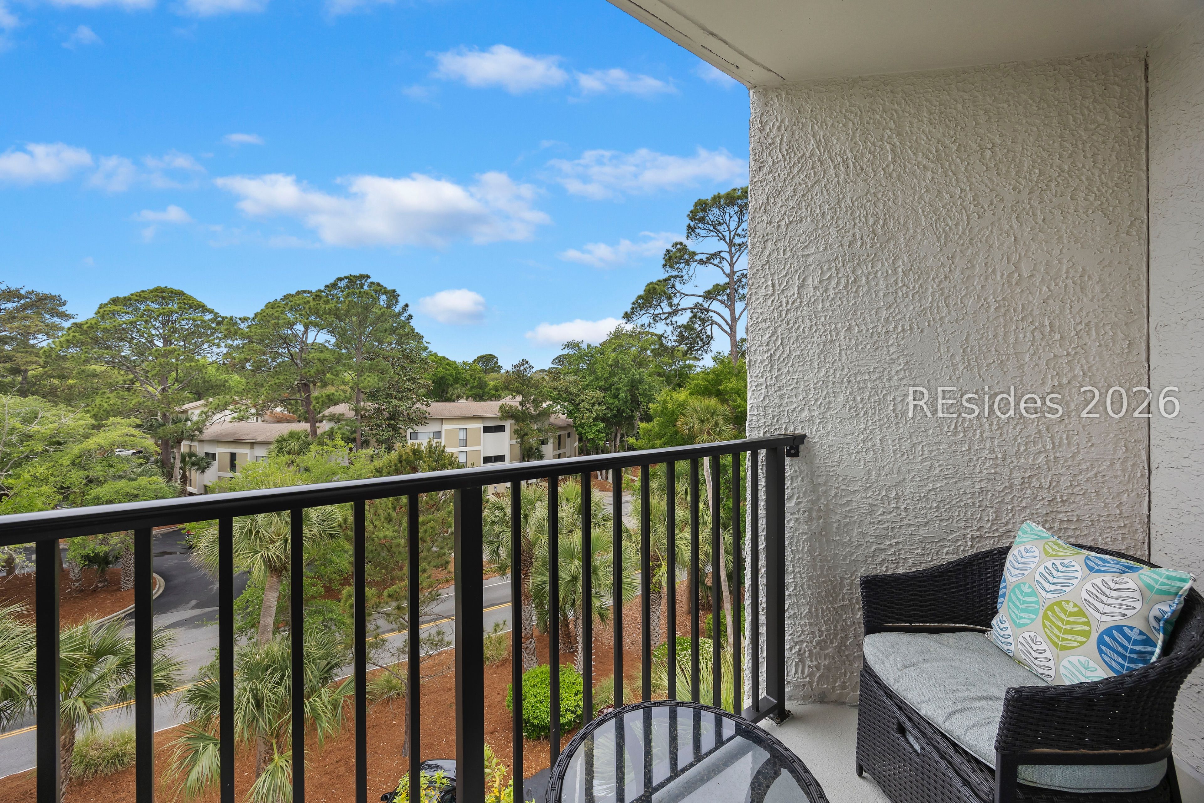 10 Lemoyne Avenue Unit: 503