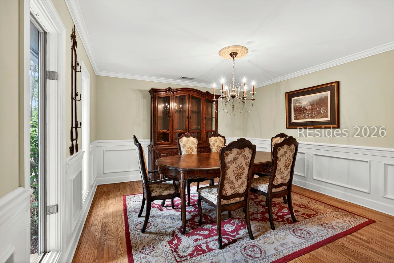 211 White Oaks Circle