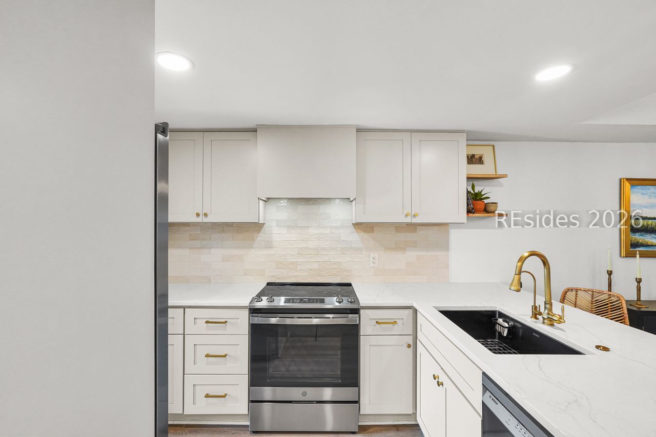 2 William Hilton Parkway Unit: 506