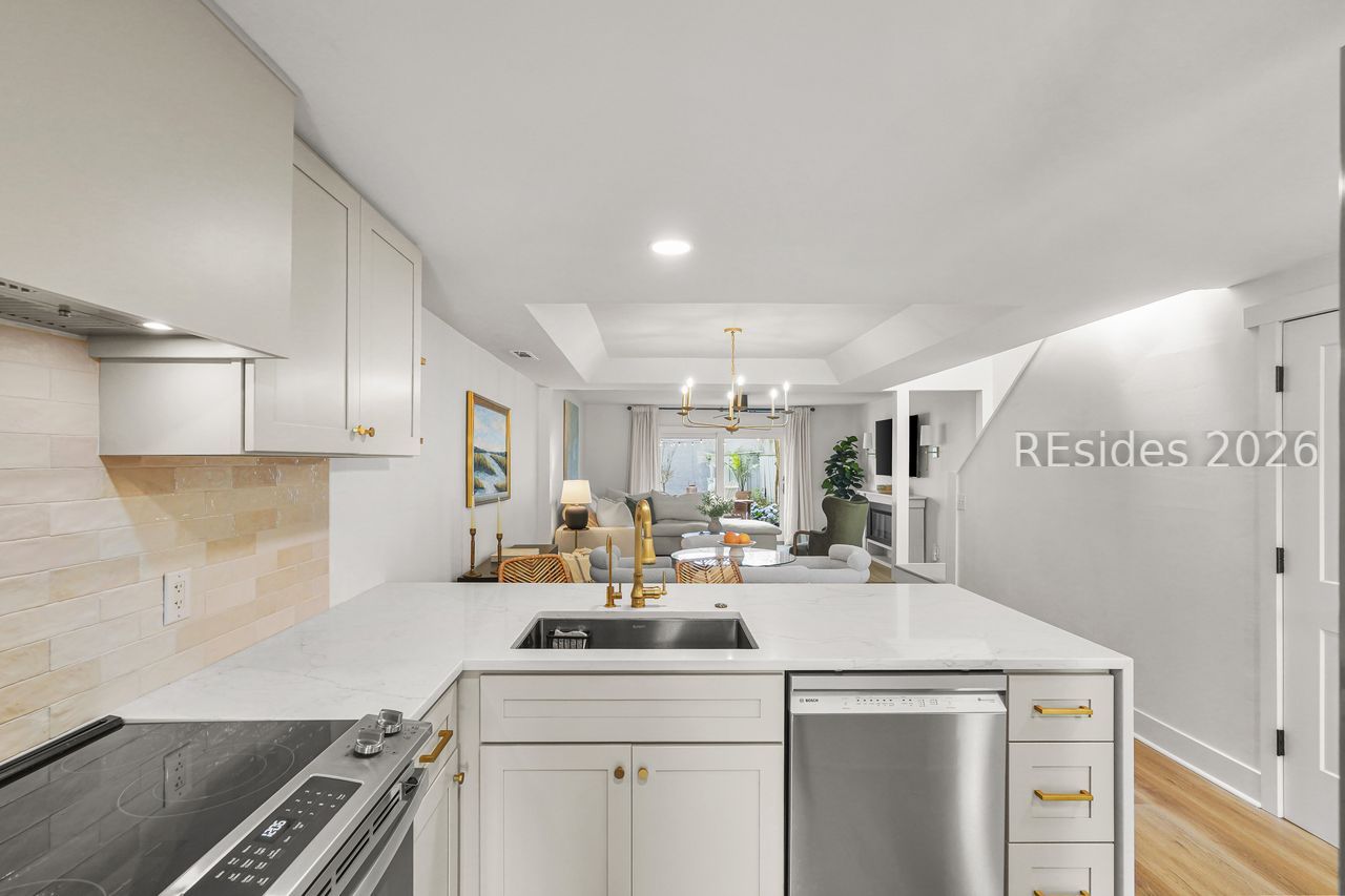 2 William Hilton Parkway Unit: 506