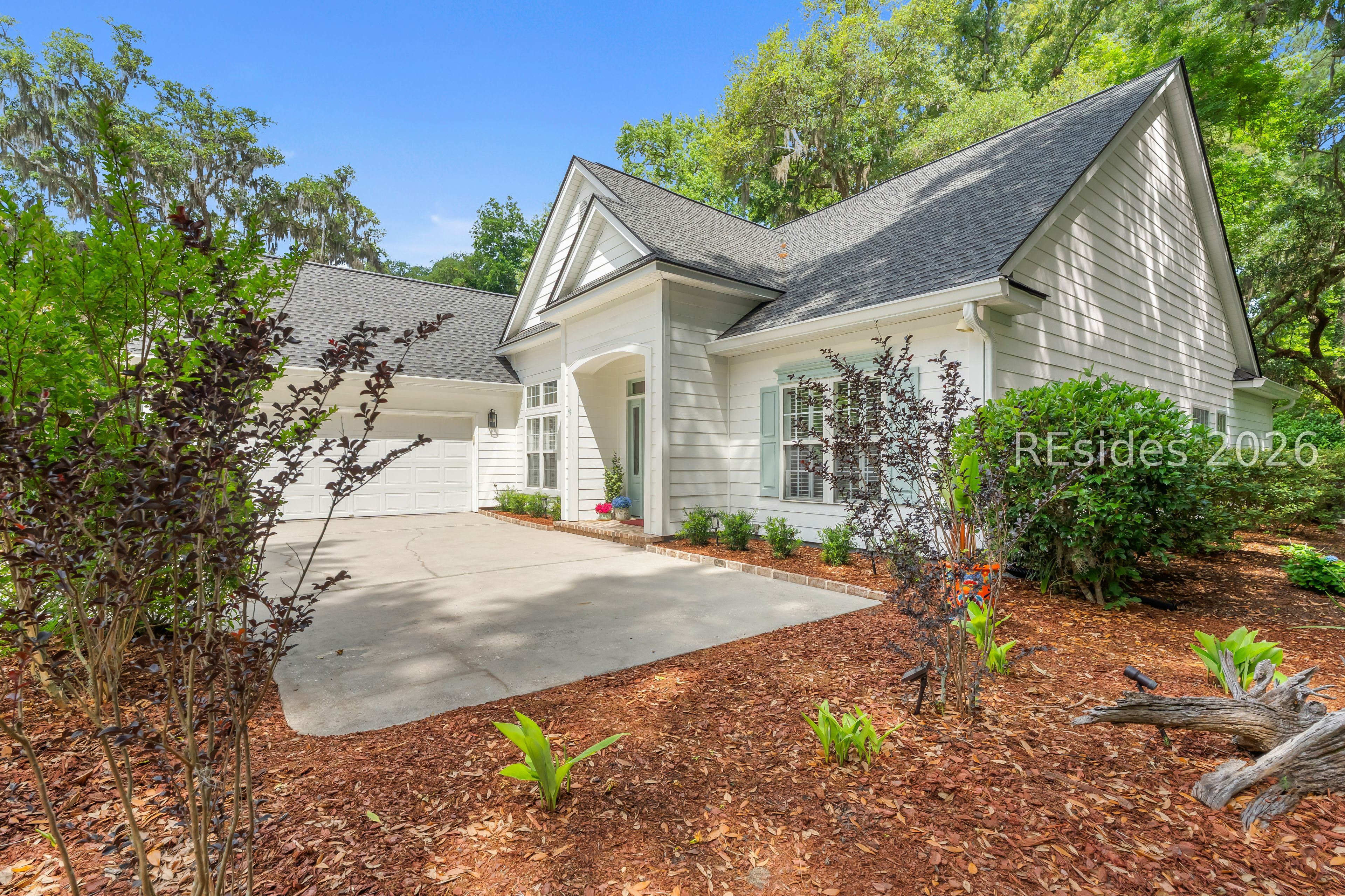 44 Point West Drive