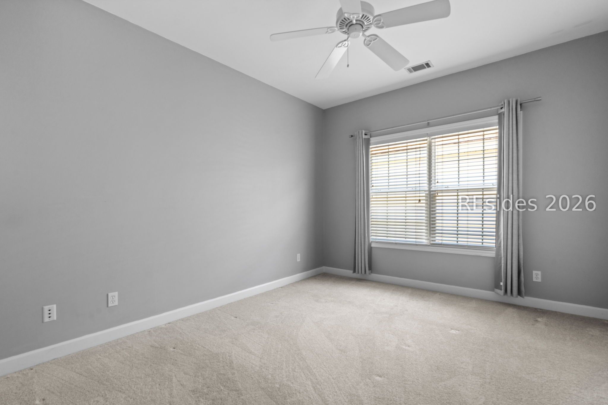 12 Gold Oak Drive