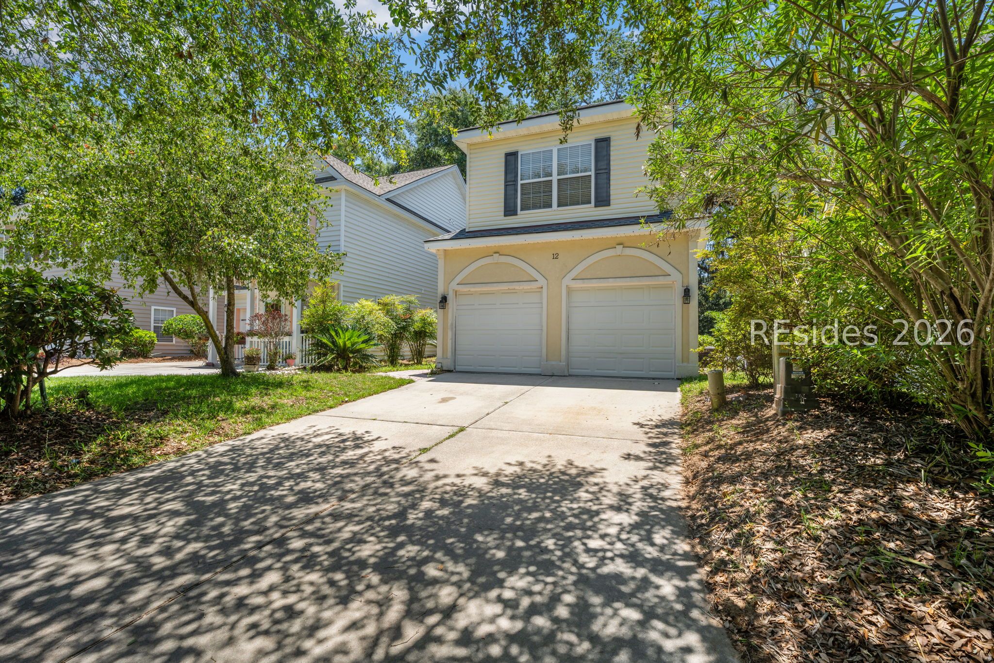 12 Gold Oak Drive