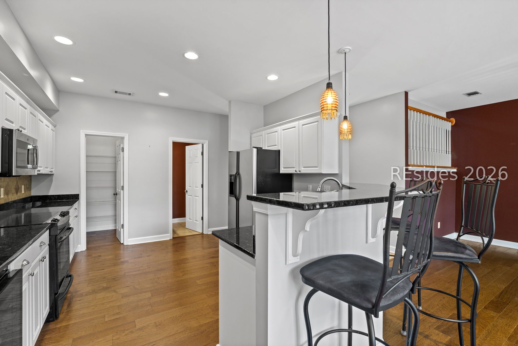 12 Gold Oak Drive