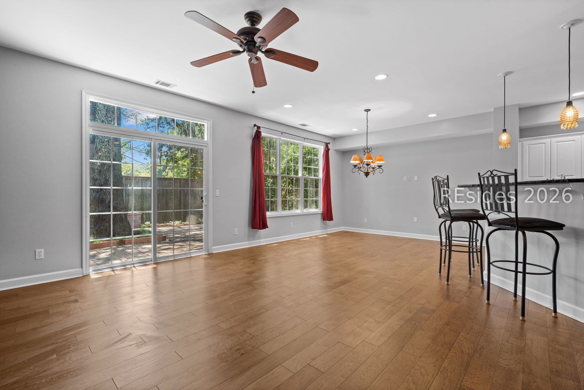 12 Gold Oak Drive