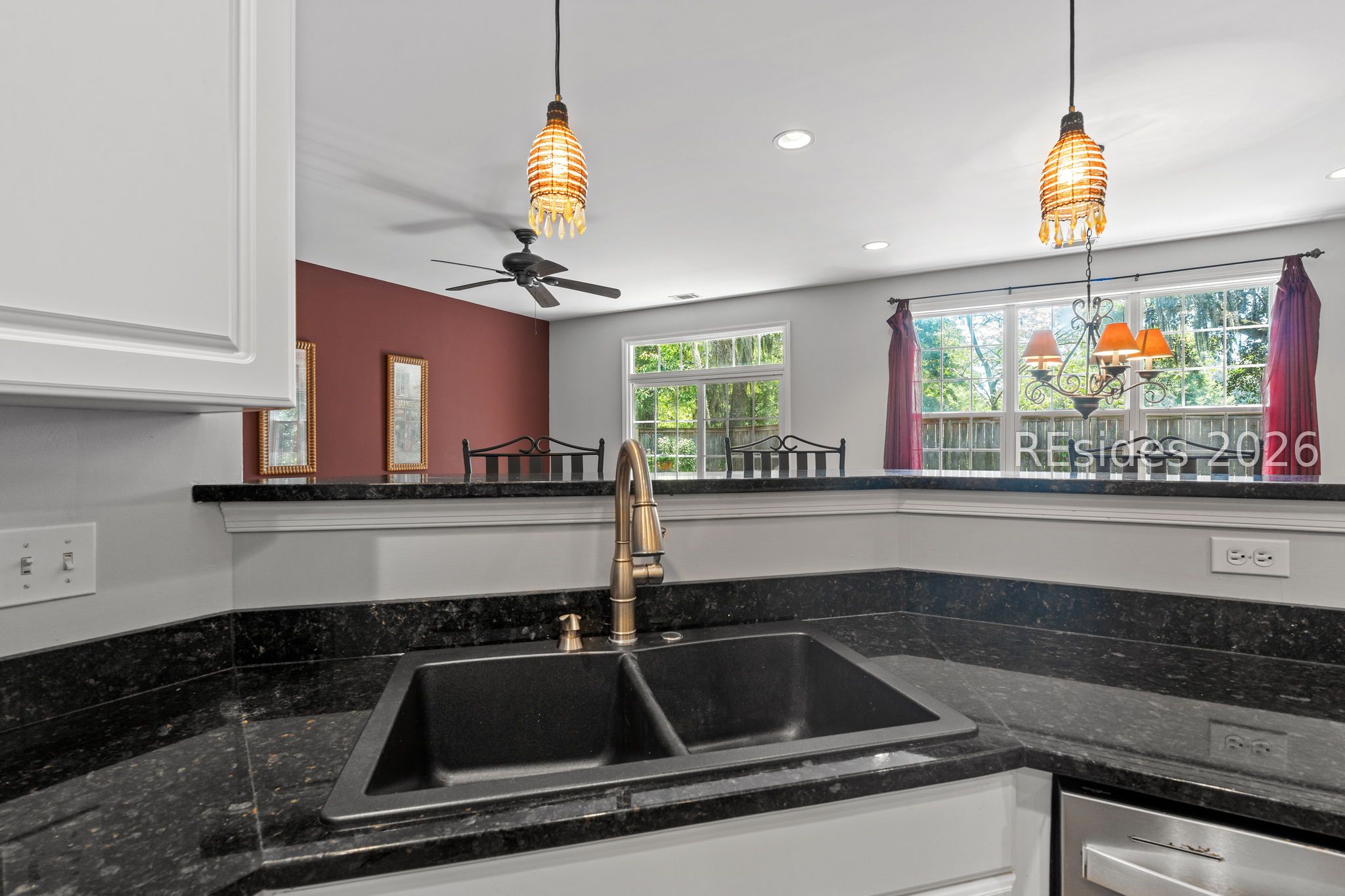 12 Gold Oak Drive