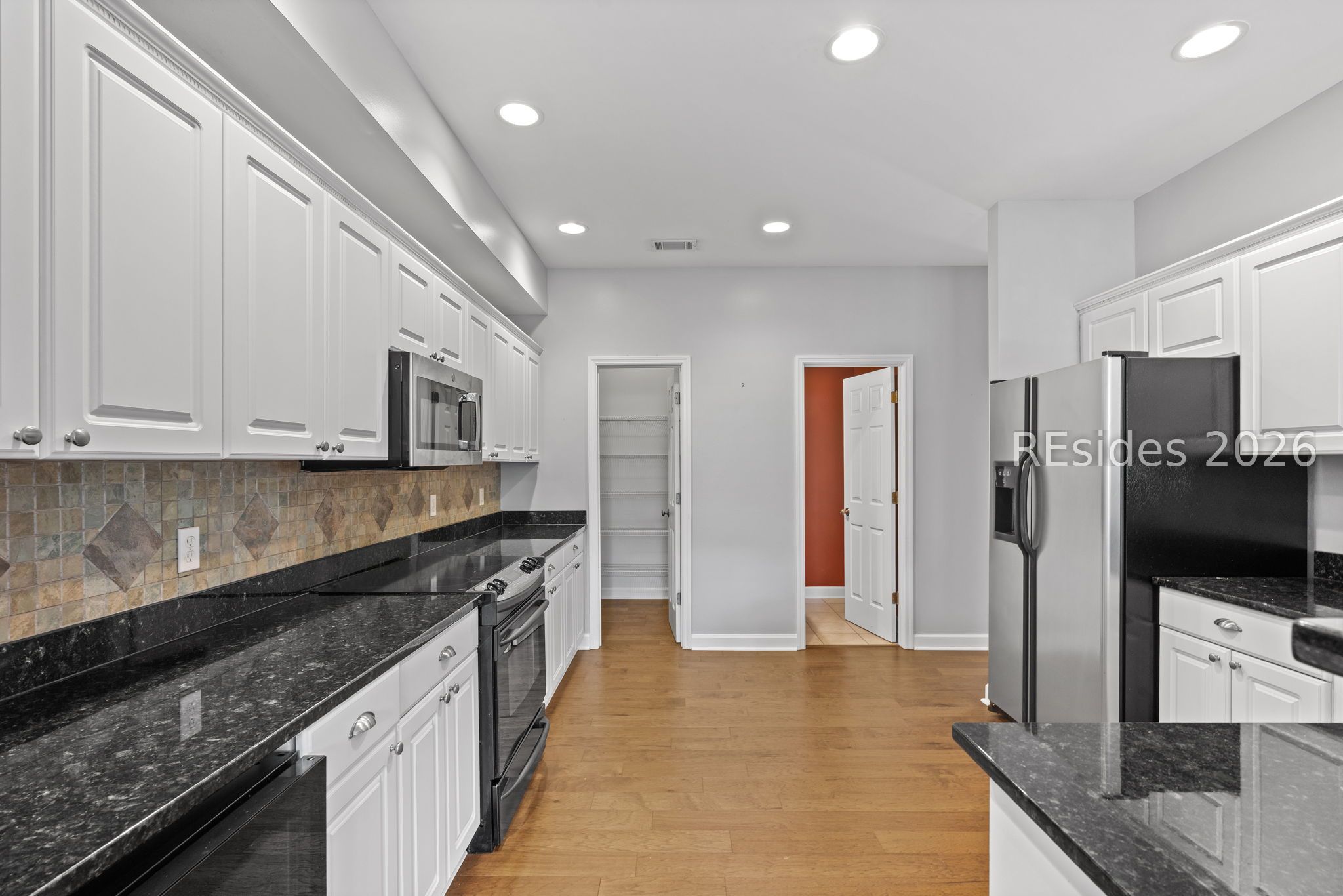 12 Gold Oak Drive