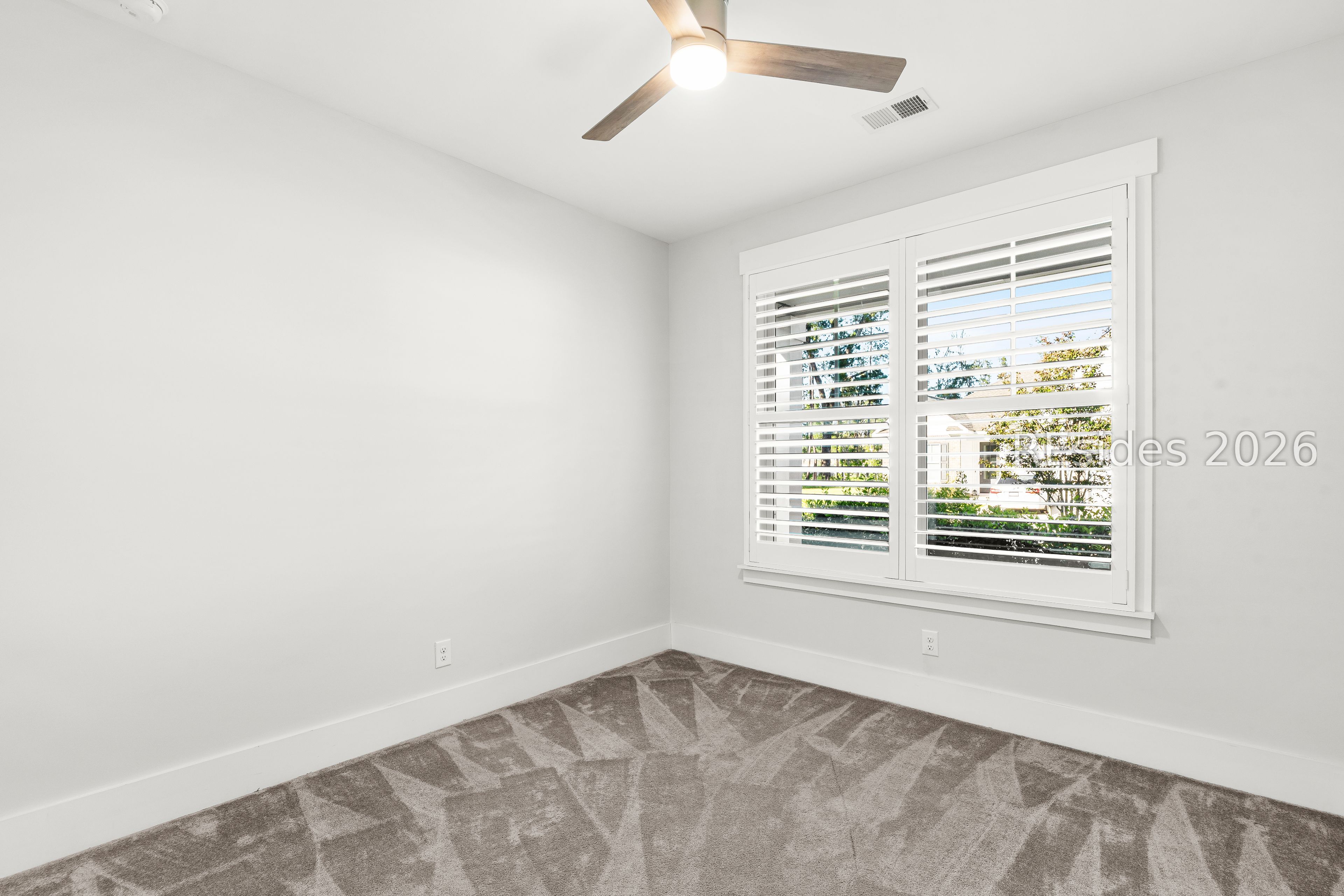 10 Runner Stone Road