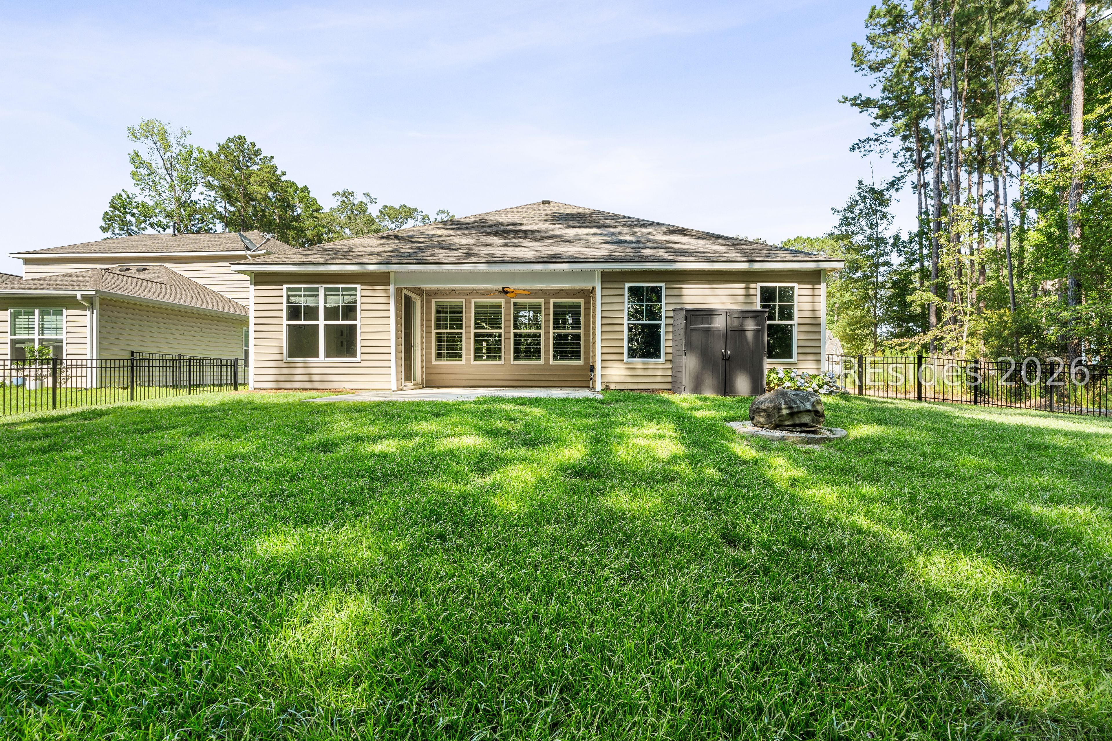 10 Runner Stone Road