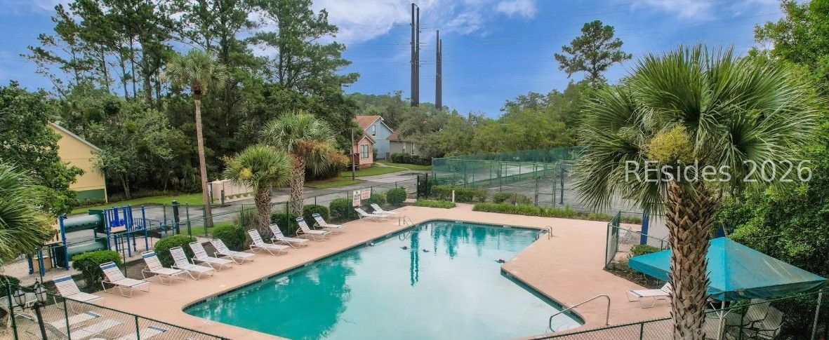 58 Pine Burr Road Unit: 58