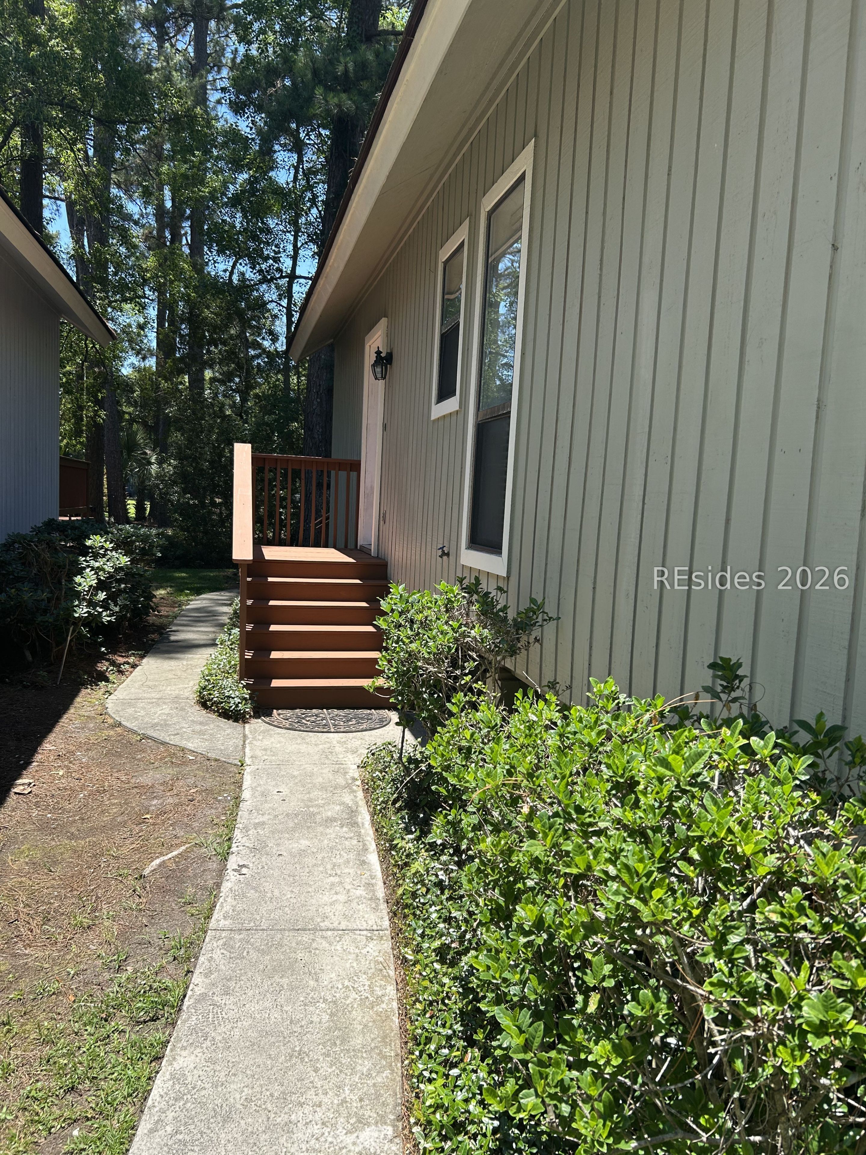 58 Pine Burr Road Unit: 58