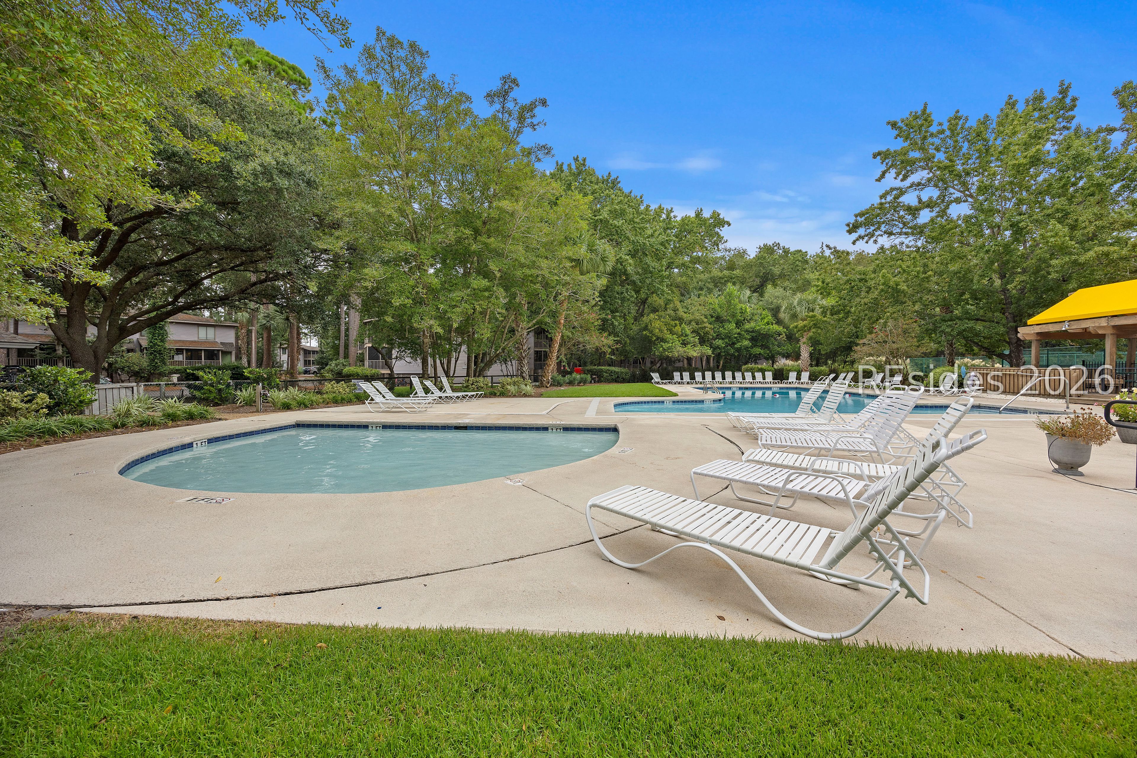 10 Compass Point Unit: 10B