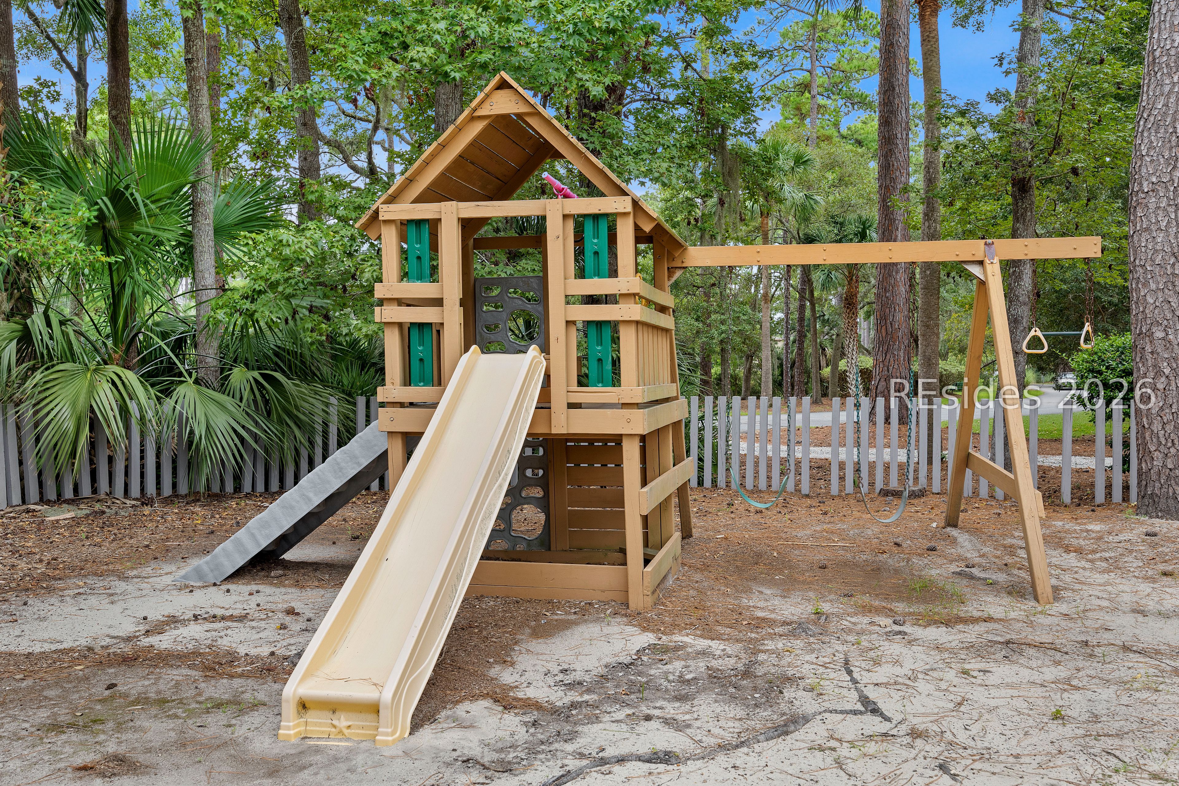 10 Compass Point Unit: 10B