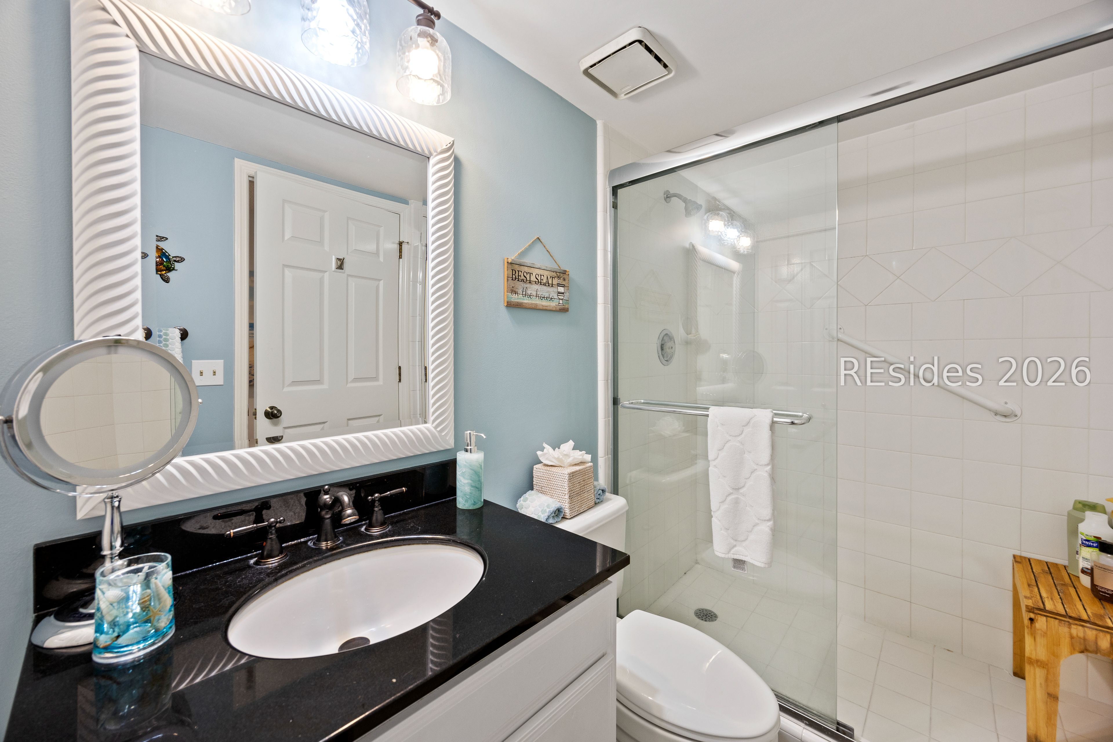 10 Compass Point Unit: 10B