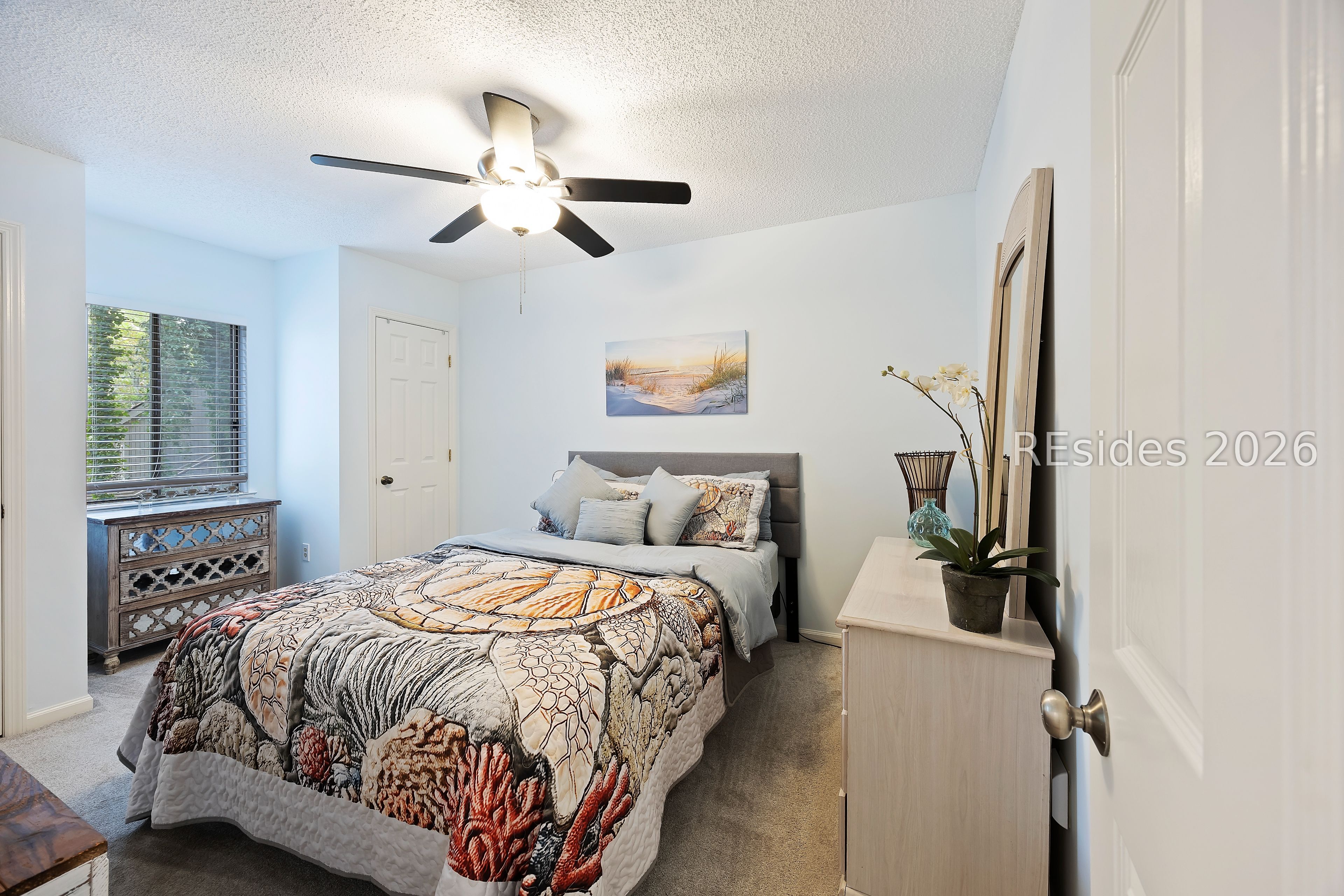 10 Compass Point Unit: 10B