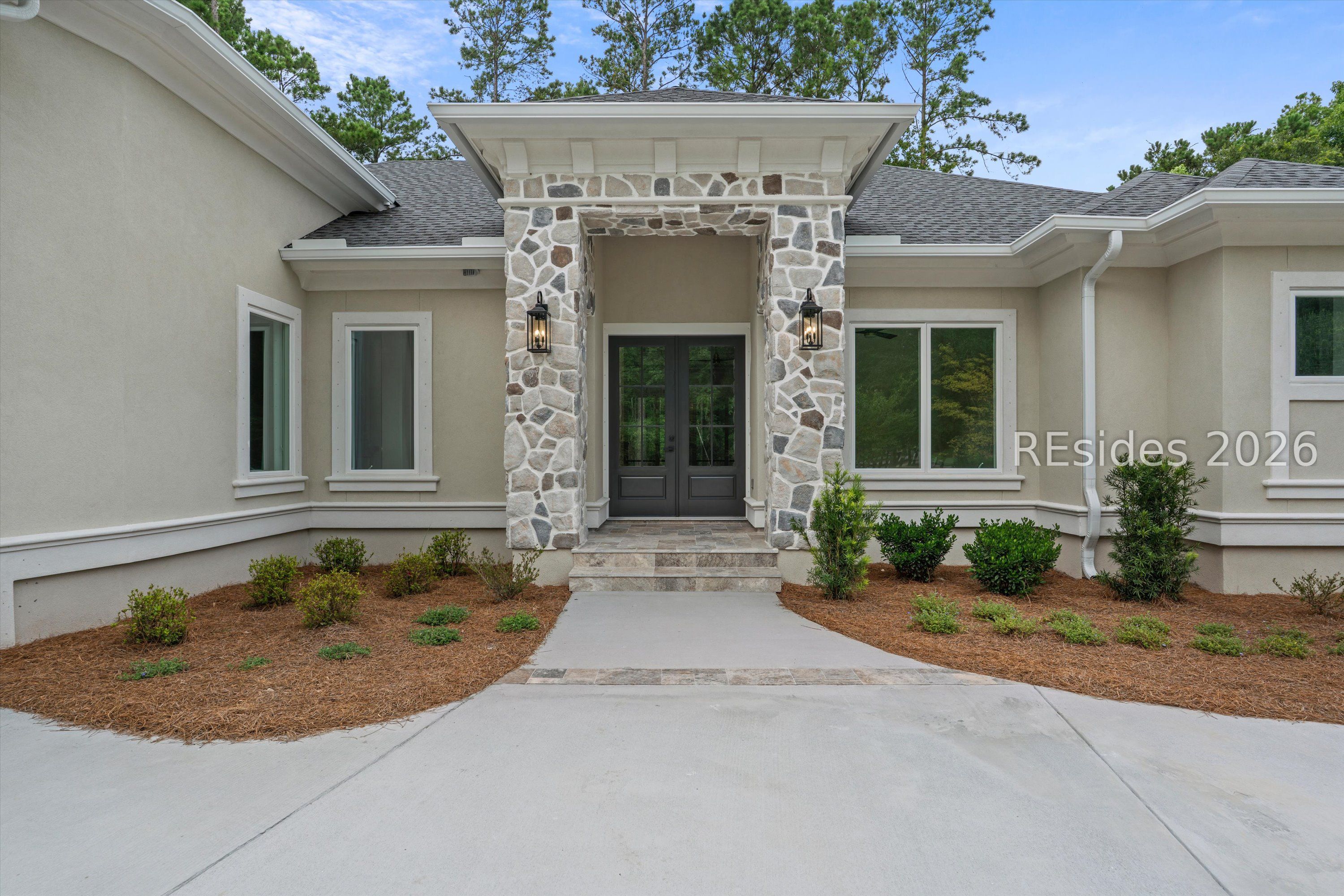2 Normandy Avenue
