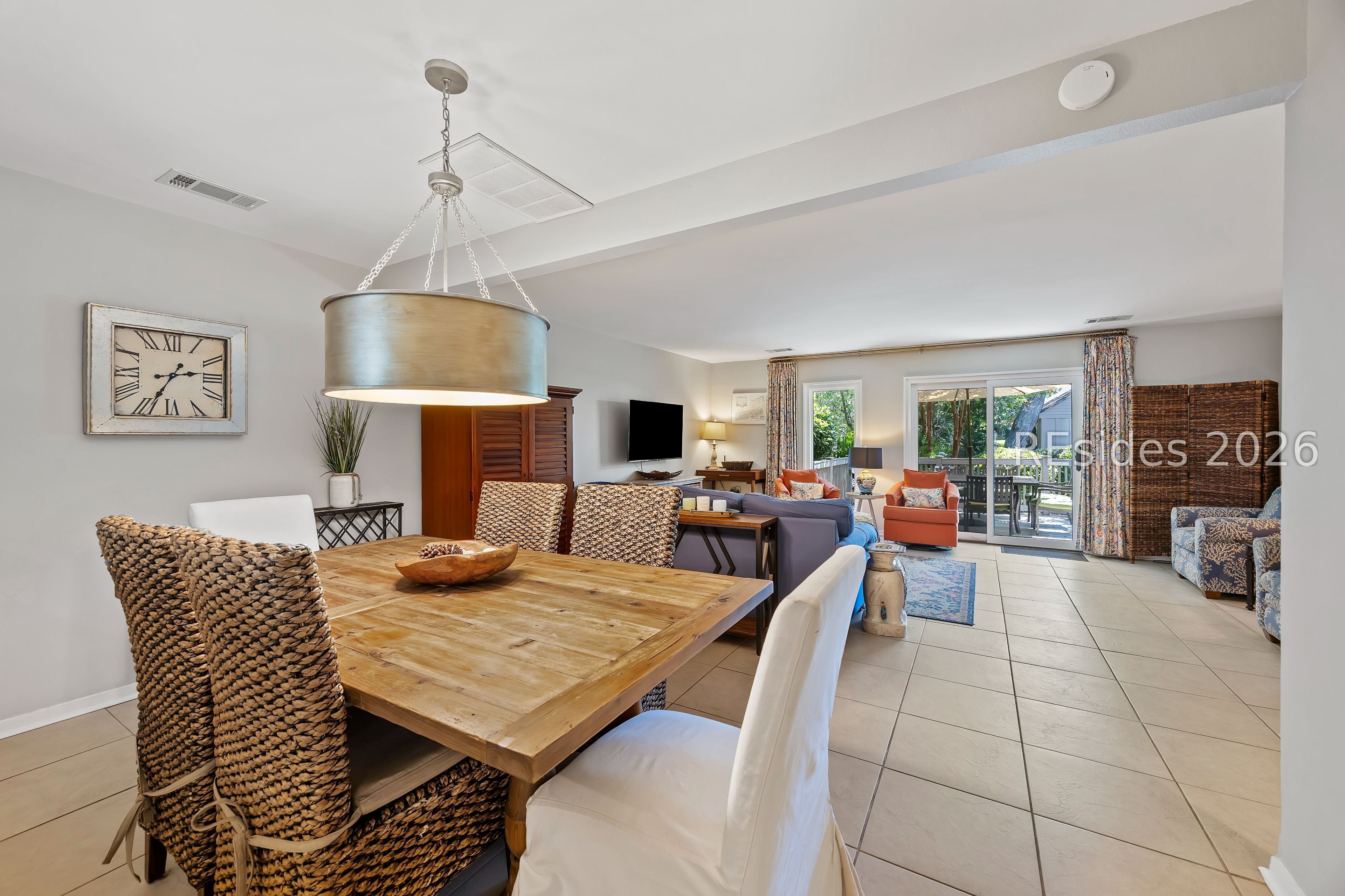 45 Queens Folly Road Unit: 640