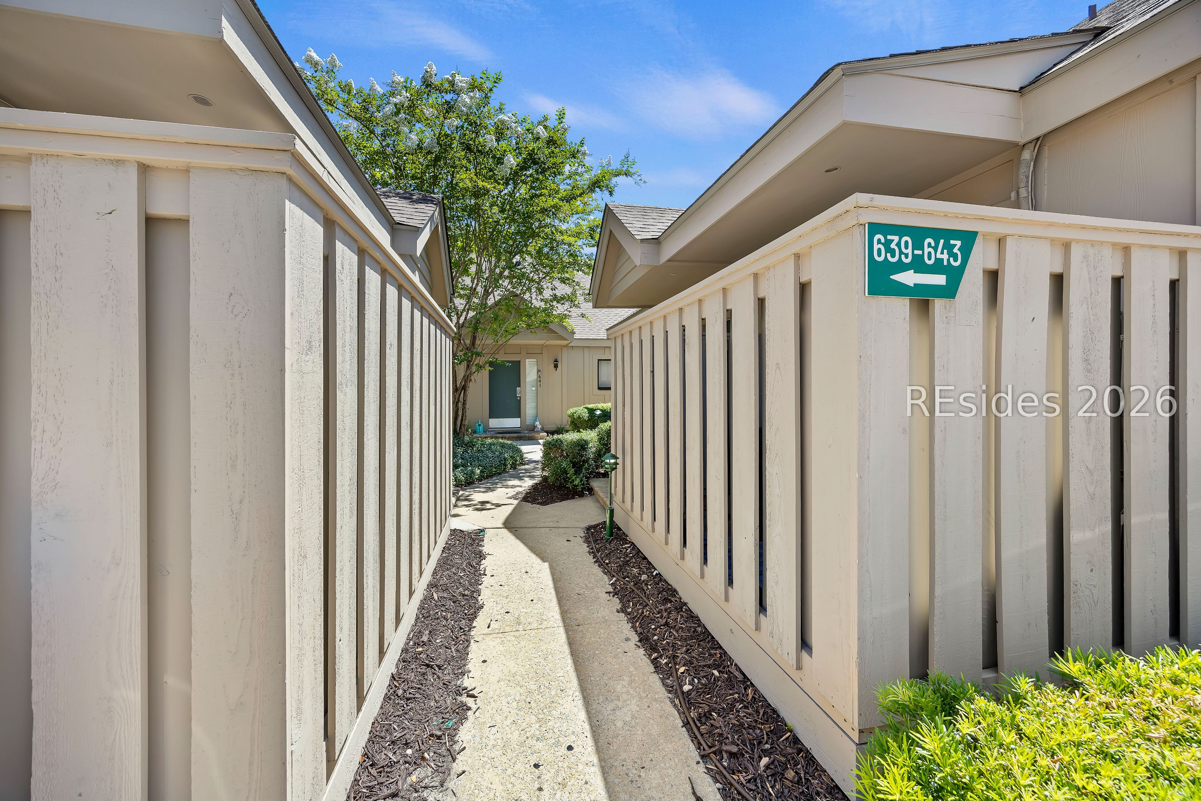 45 Queens Folly Road Unit: 640