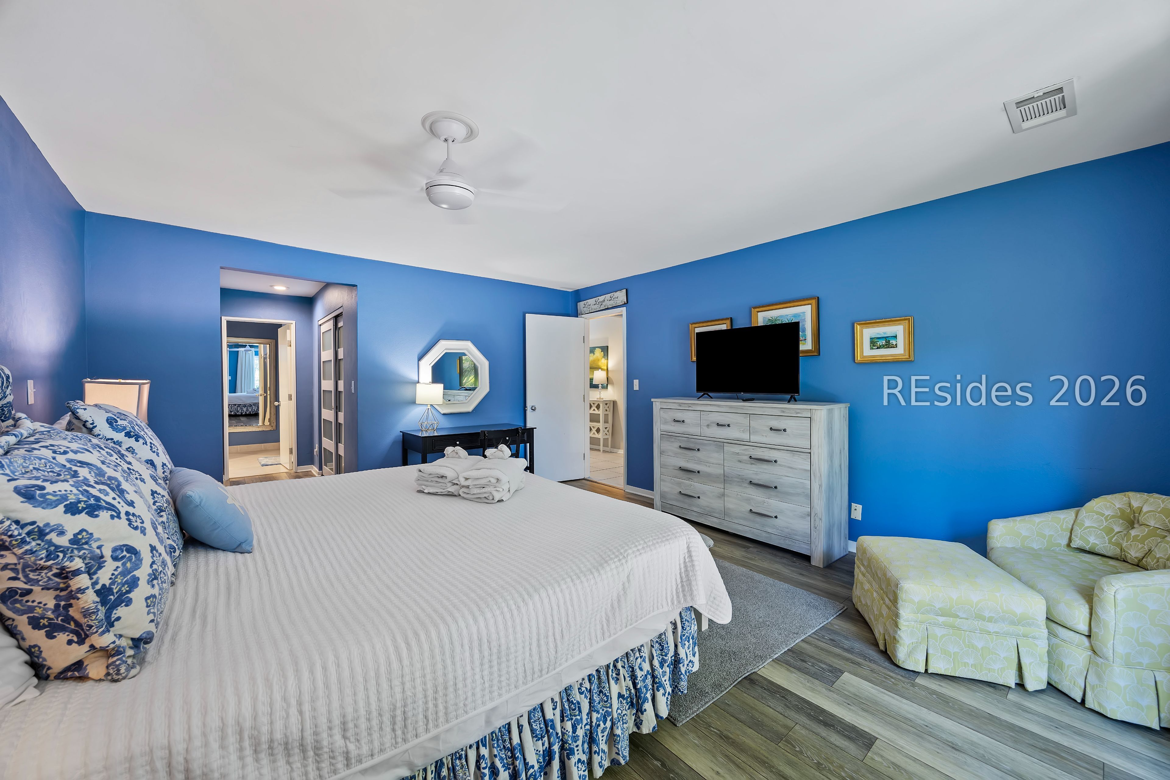 45 Queens Folly Road Unit: 640