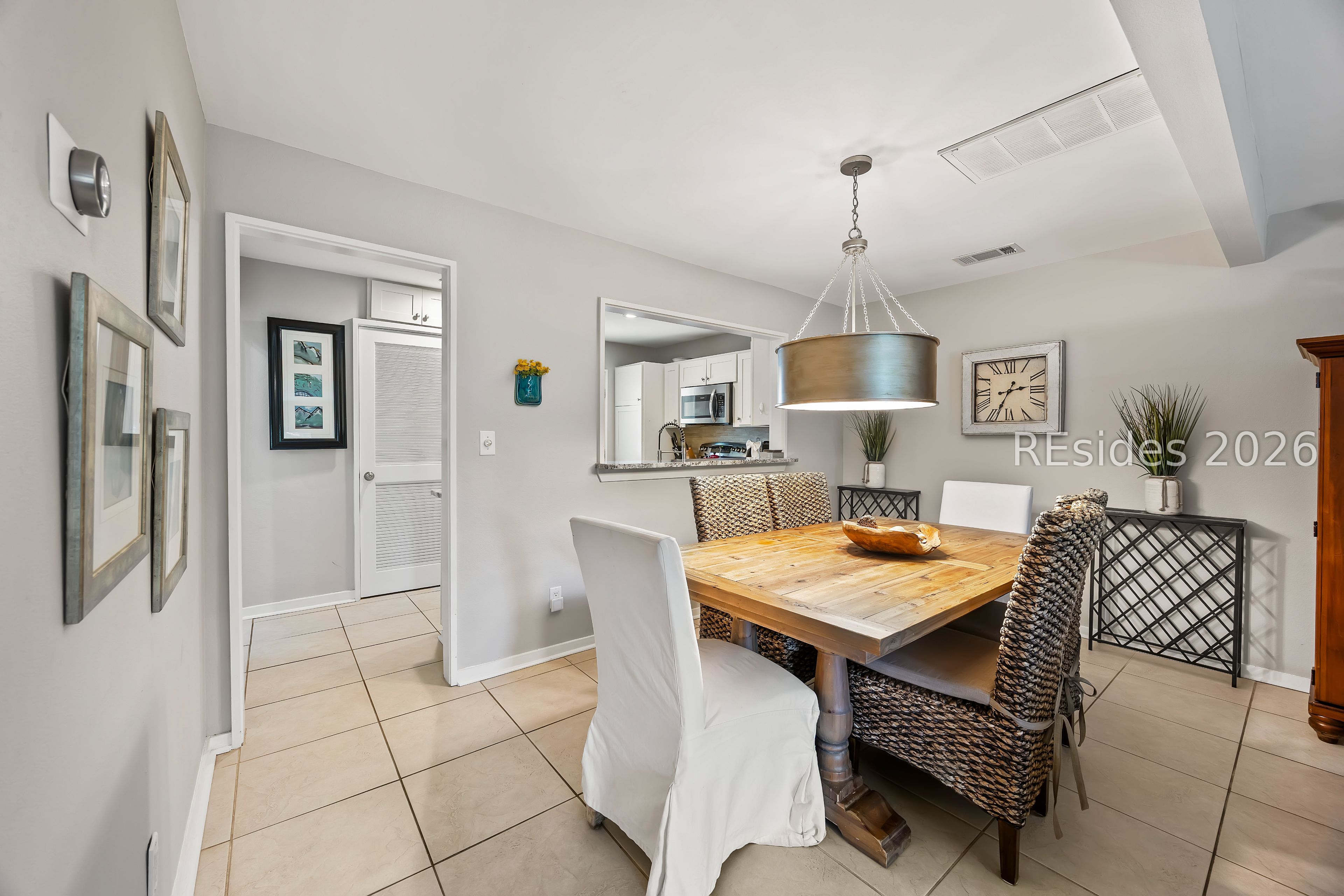 45 Queens Folly Road Unit: 640