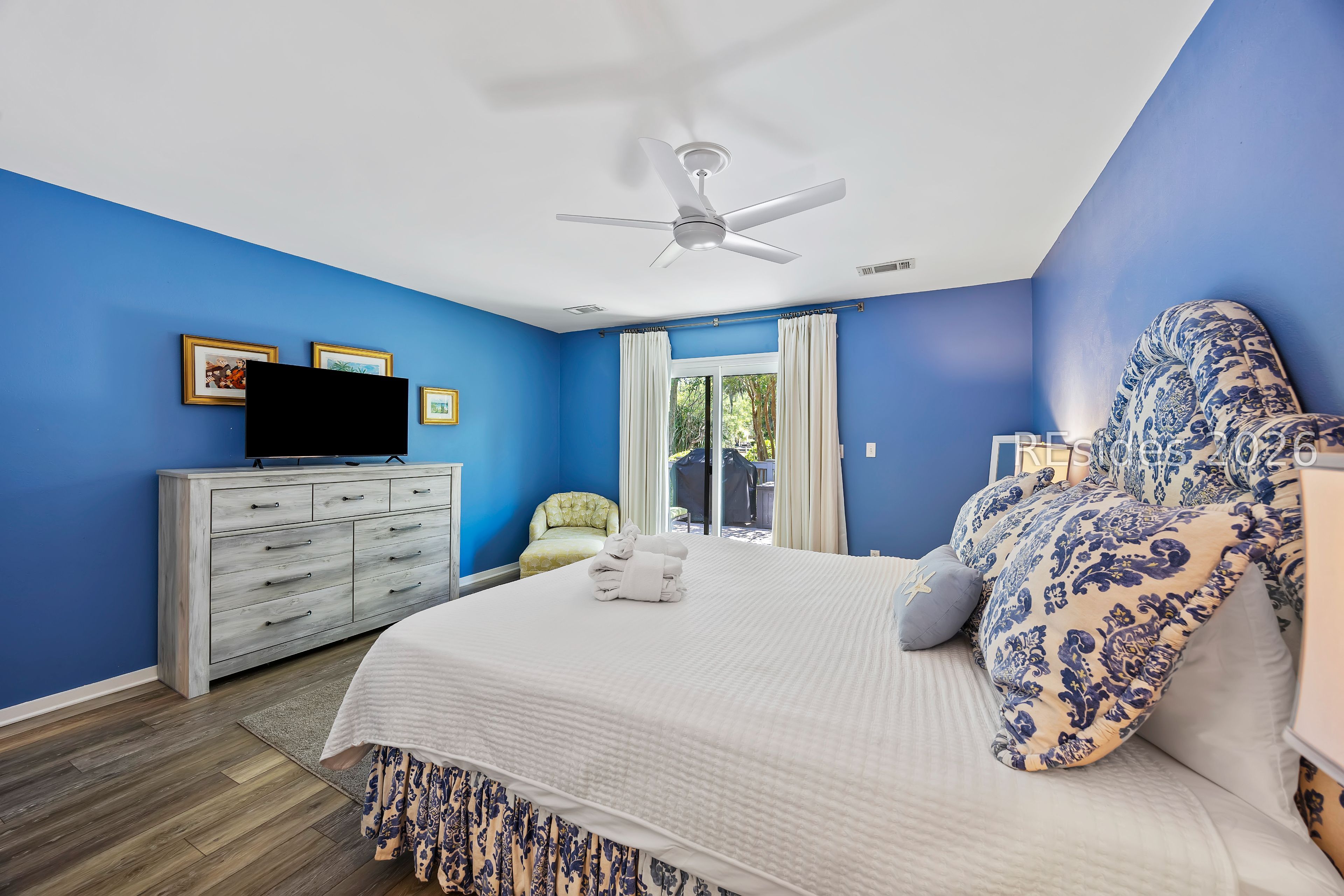 45 Queens Folly Road Unit: 640